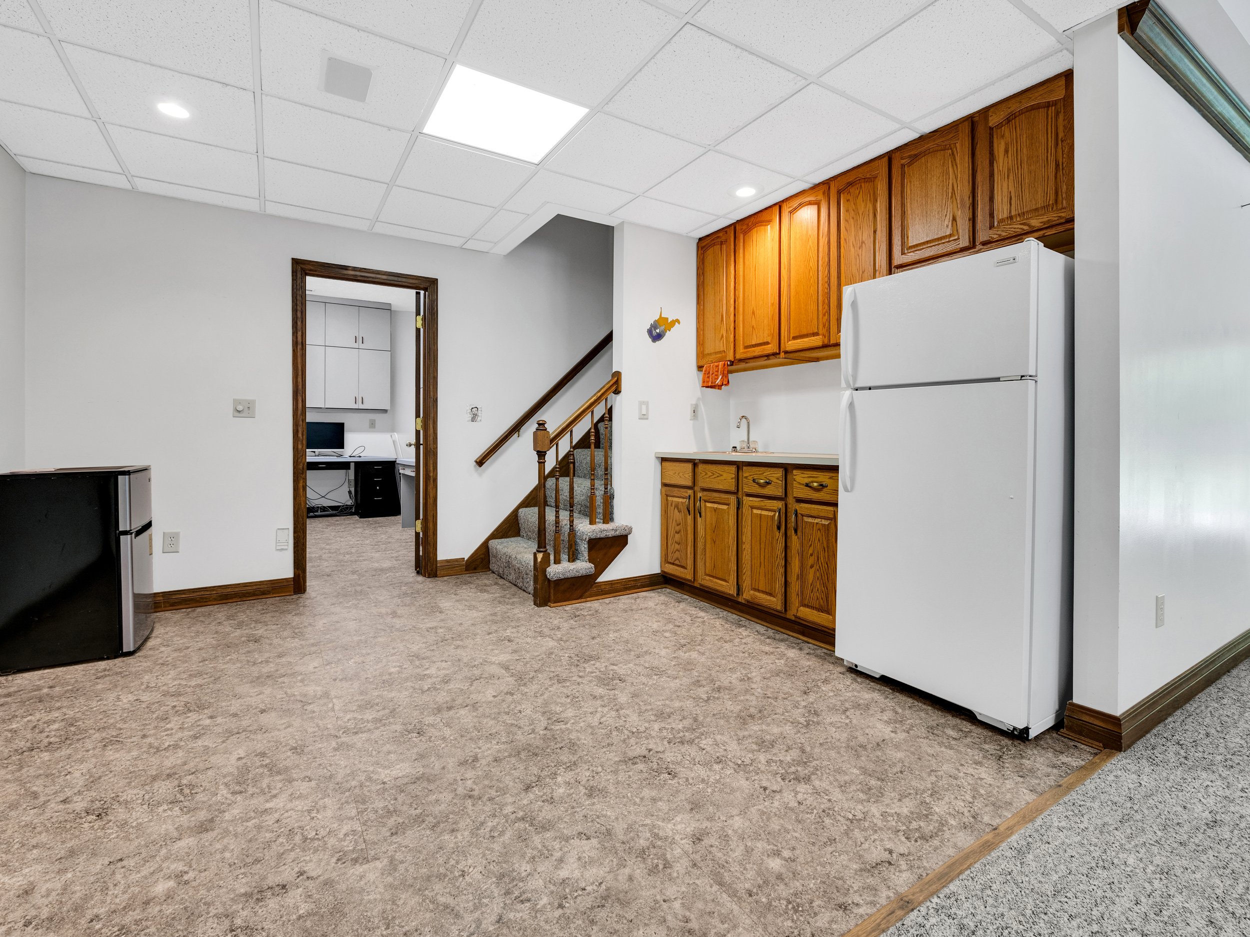 5010 BENNINGTON DRIVE-45.jpg