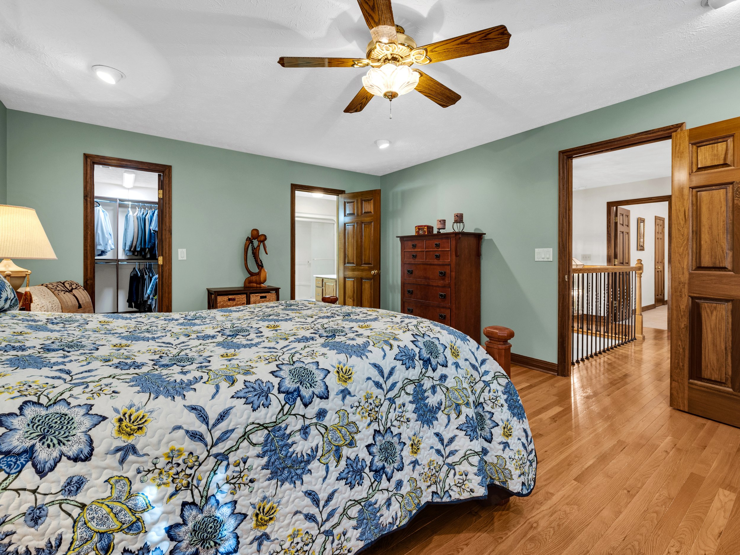 5010 BENNINGTON DRIVE-35.jpg