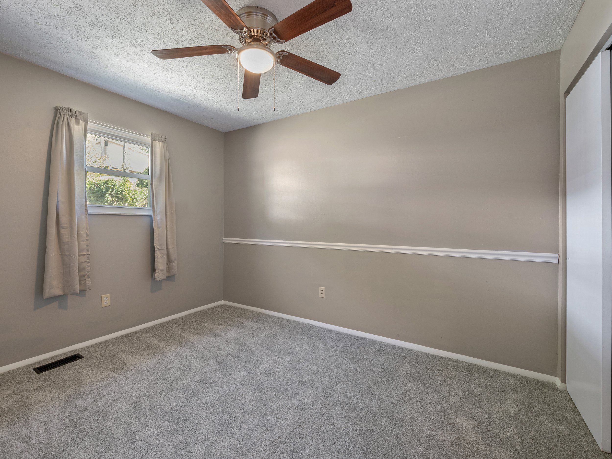 121 Pennmington way-19.jpg