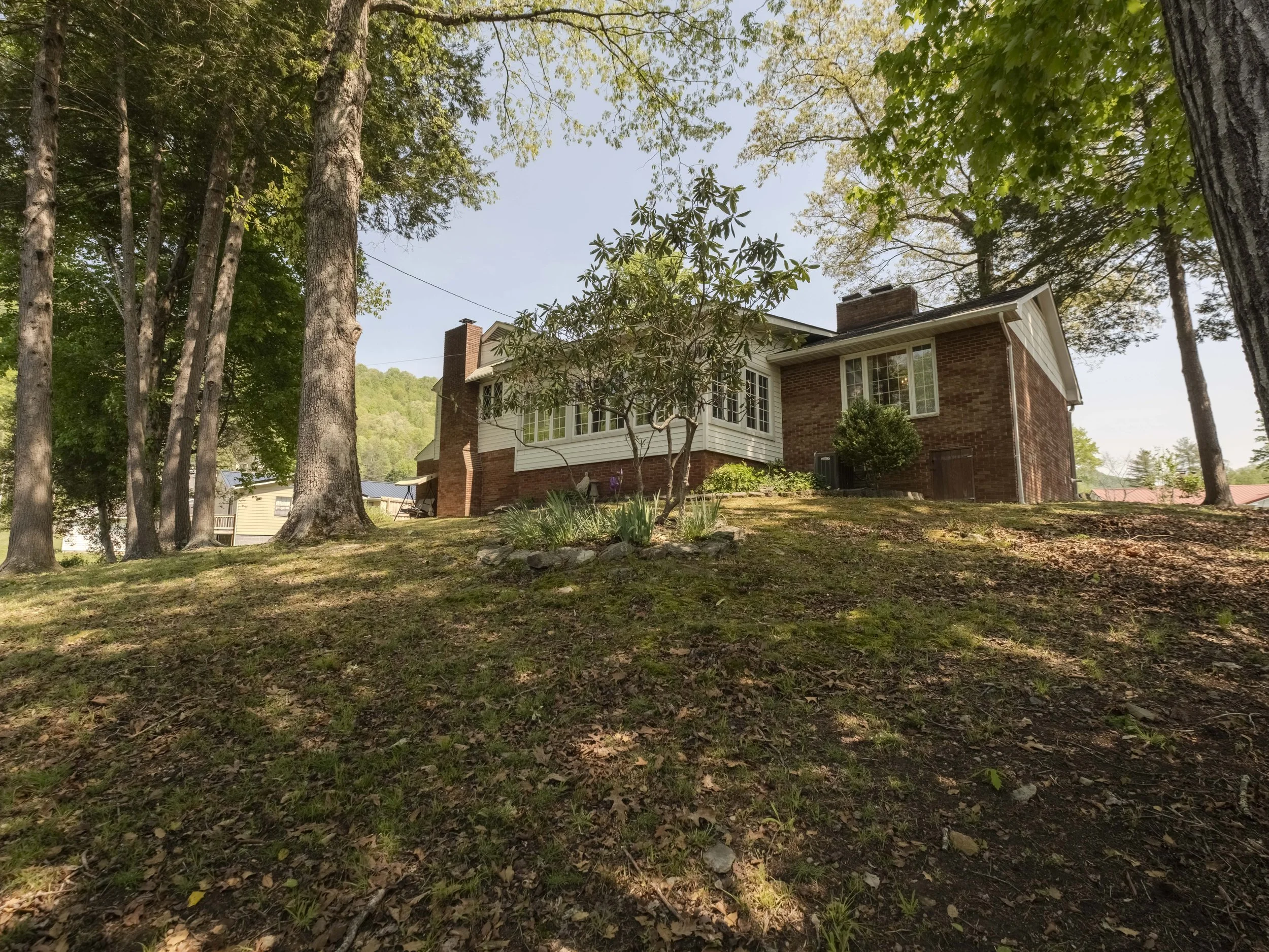 4.24.26 - 80 WOODLAND DR, MADISON WV-51.jpg