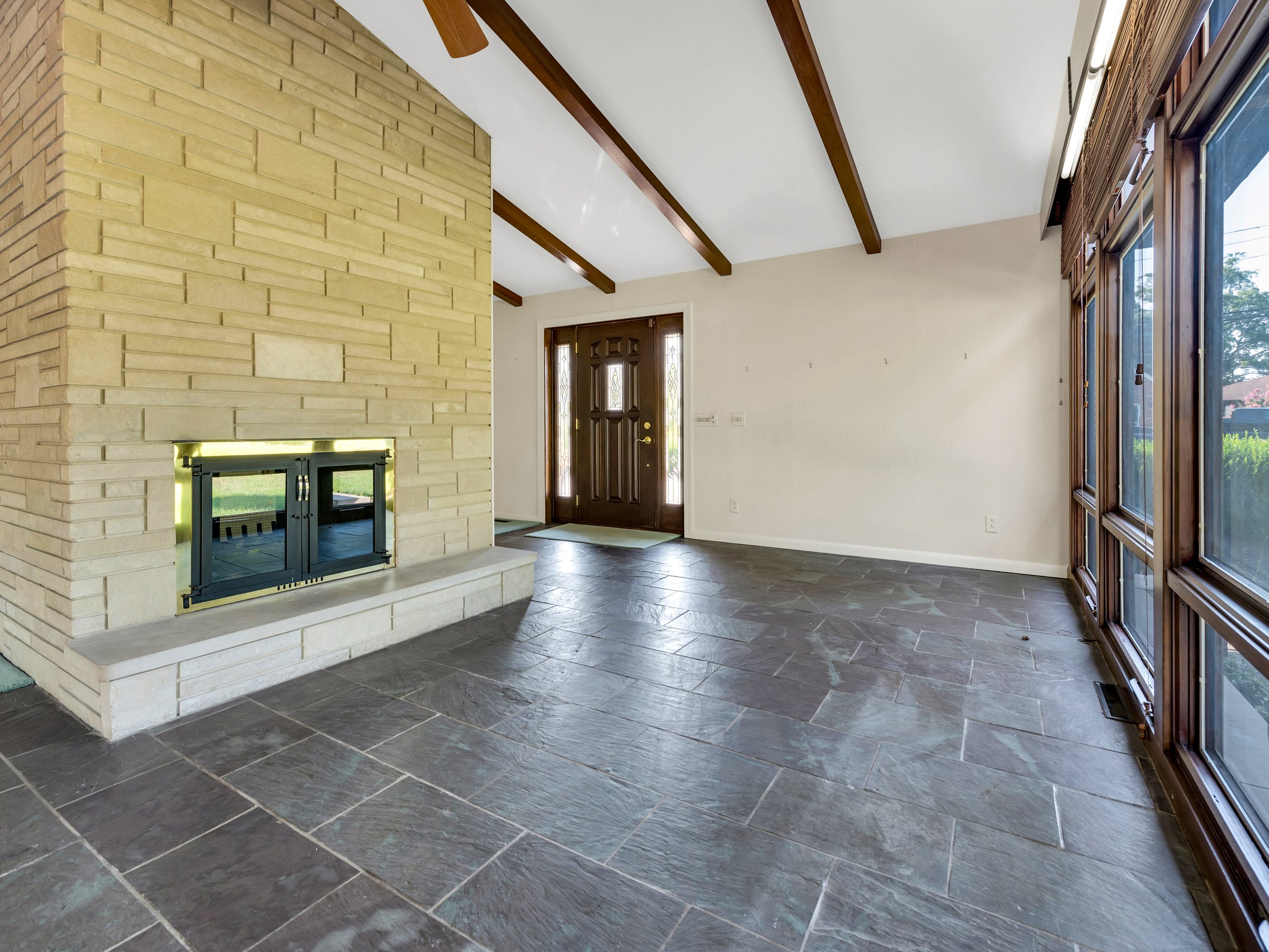540 N Innwood Drice-8.jpg