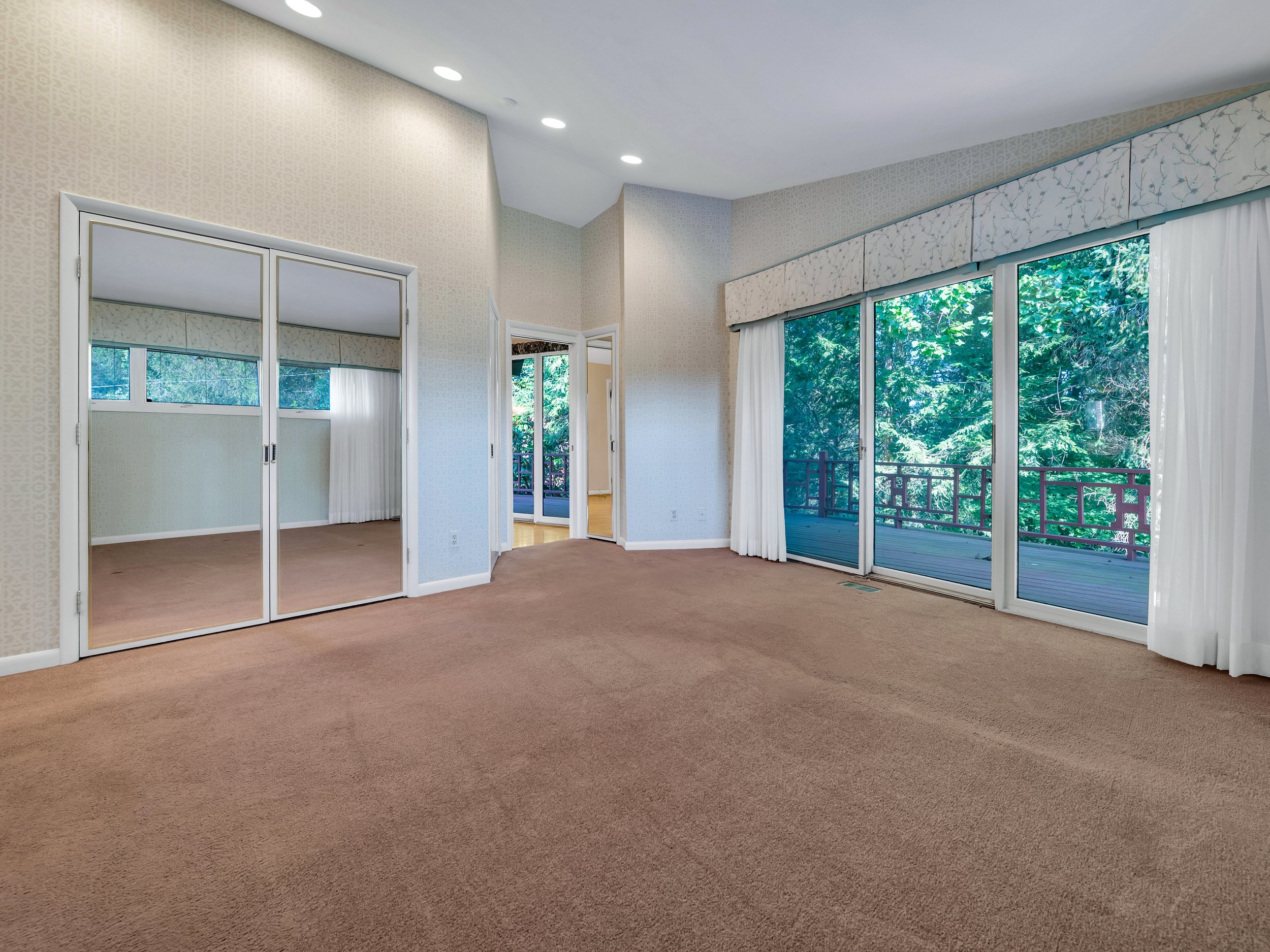 540 N Innwood Drice-23.jpg