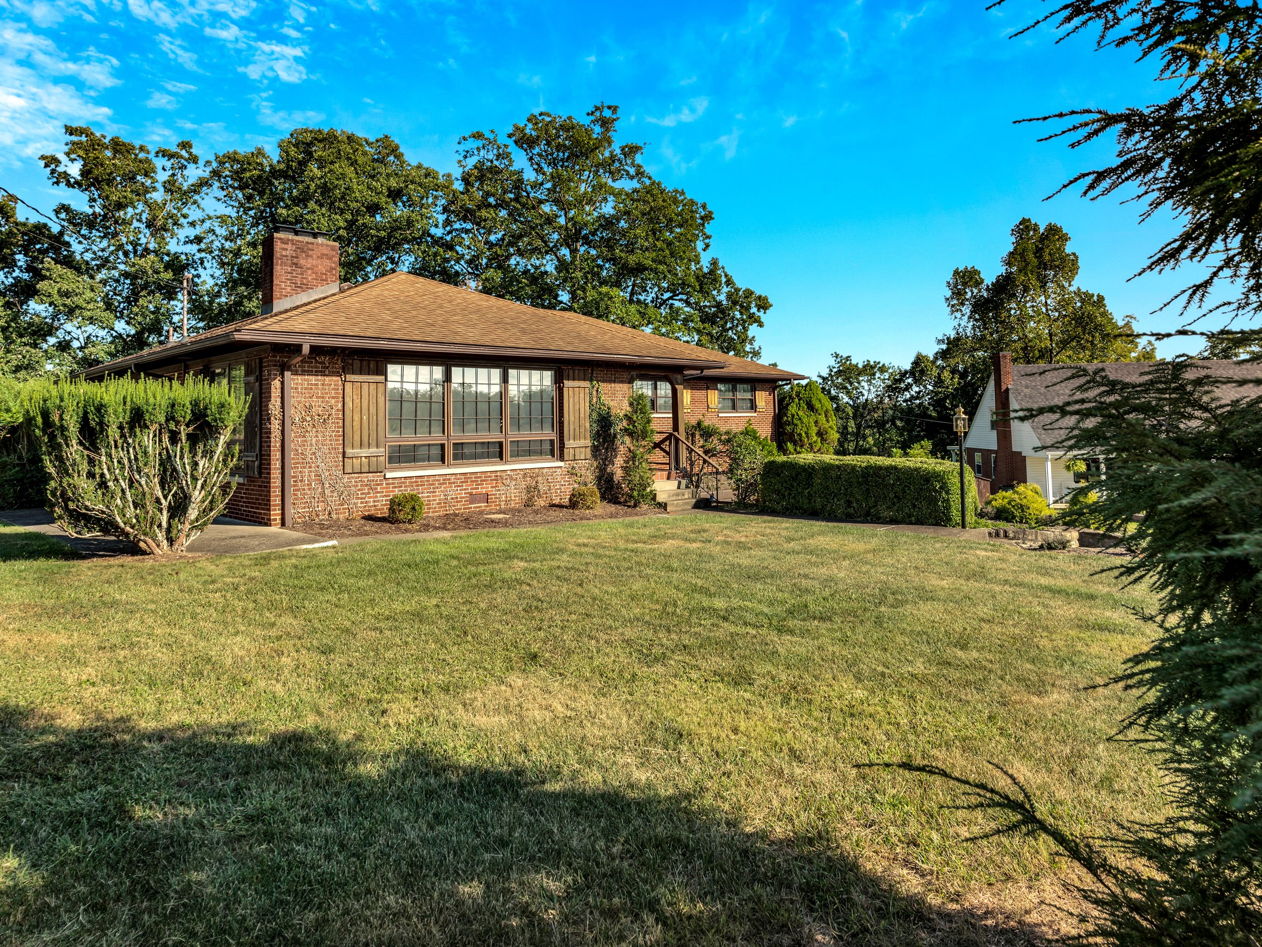 547 N Inwood-4.jpg