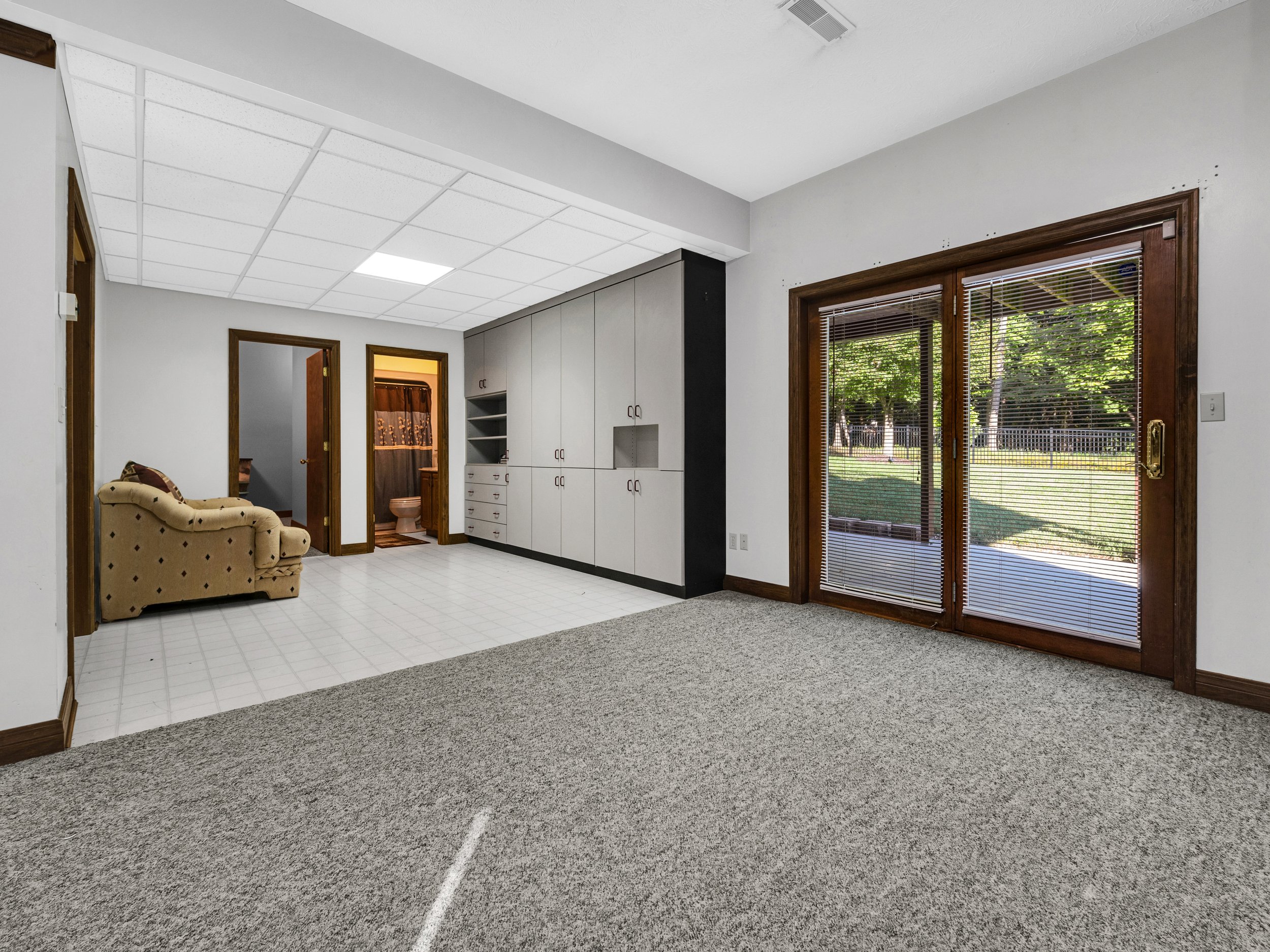 5010 BENNINGTON DRIVE-48.jpg