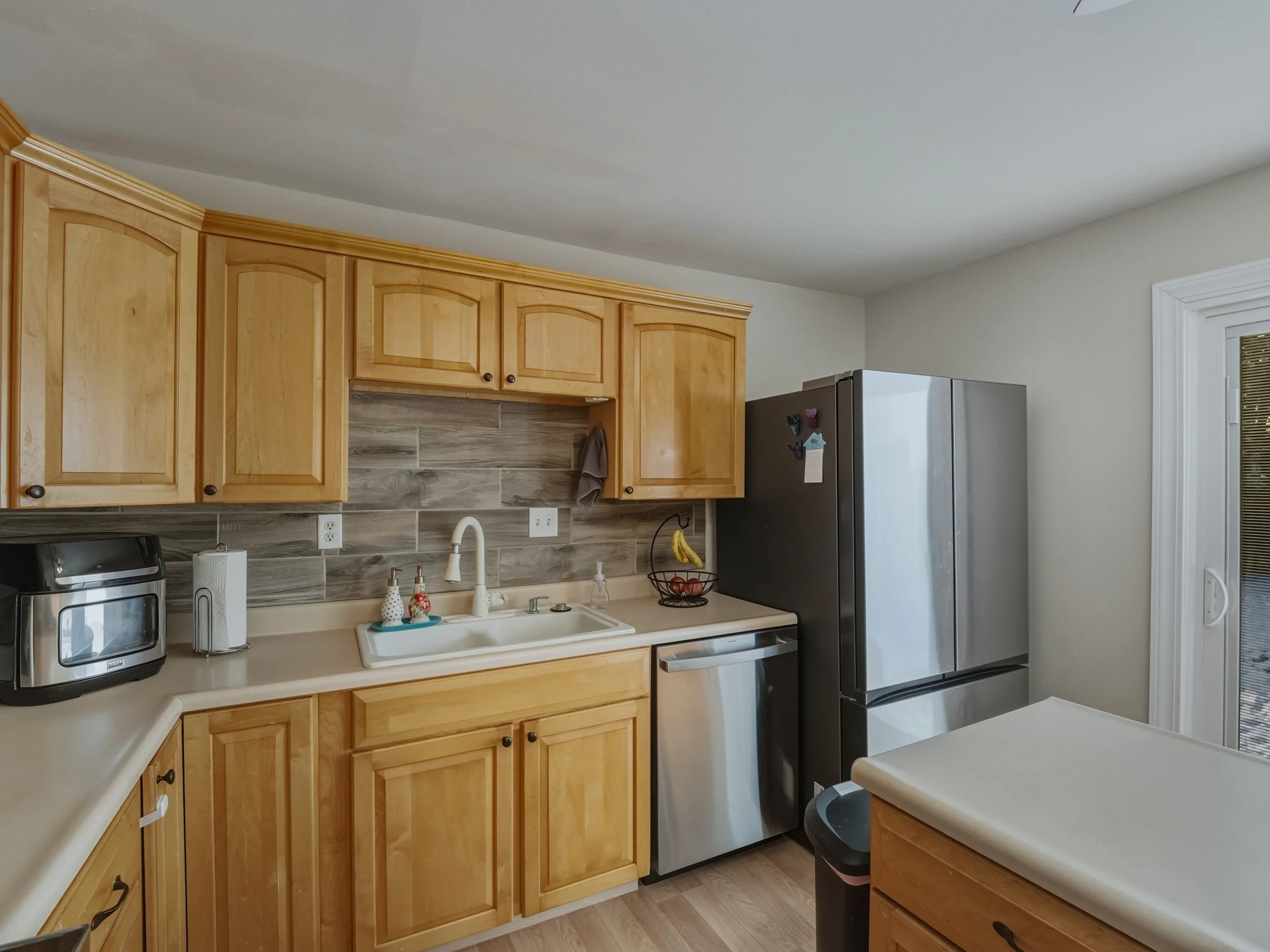 2.9.26 - 102 McConkey Dr-16.jpg