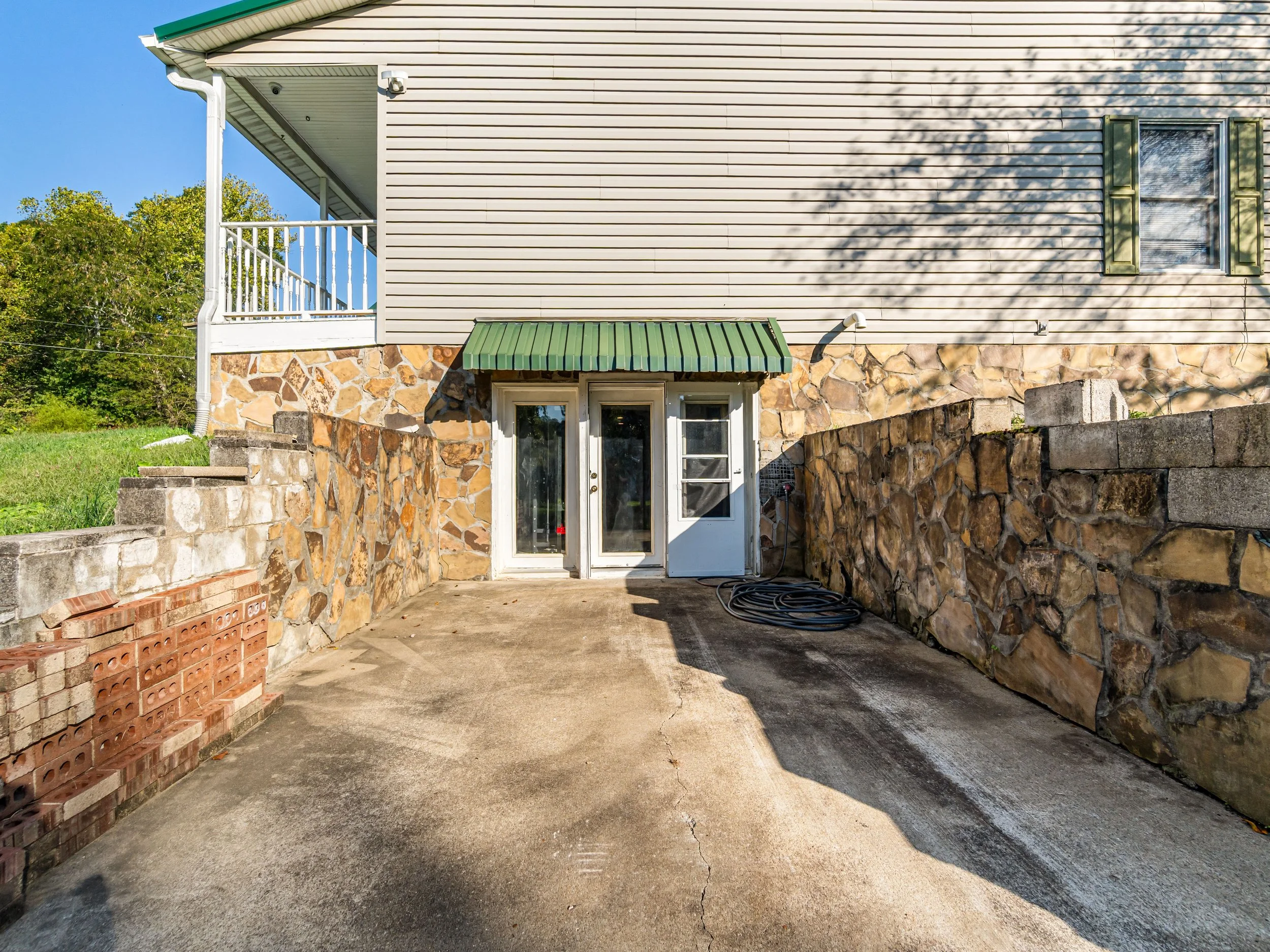 9.29.25 - 55 Stanley Dr-52.JPG