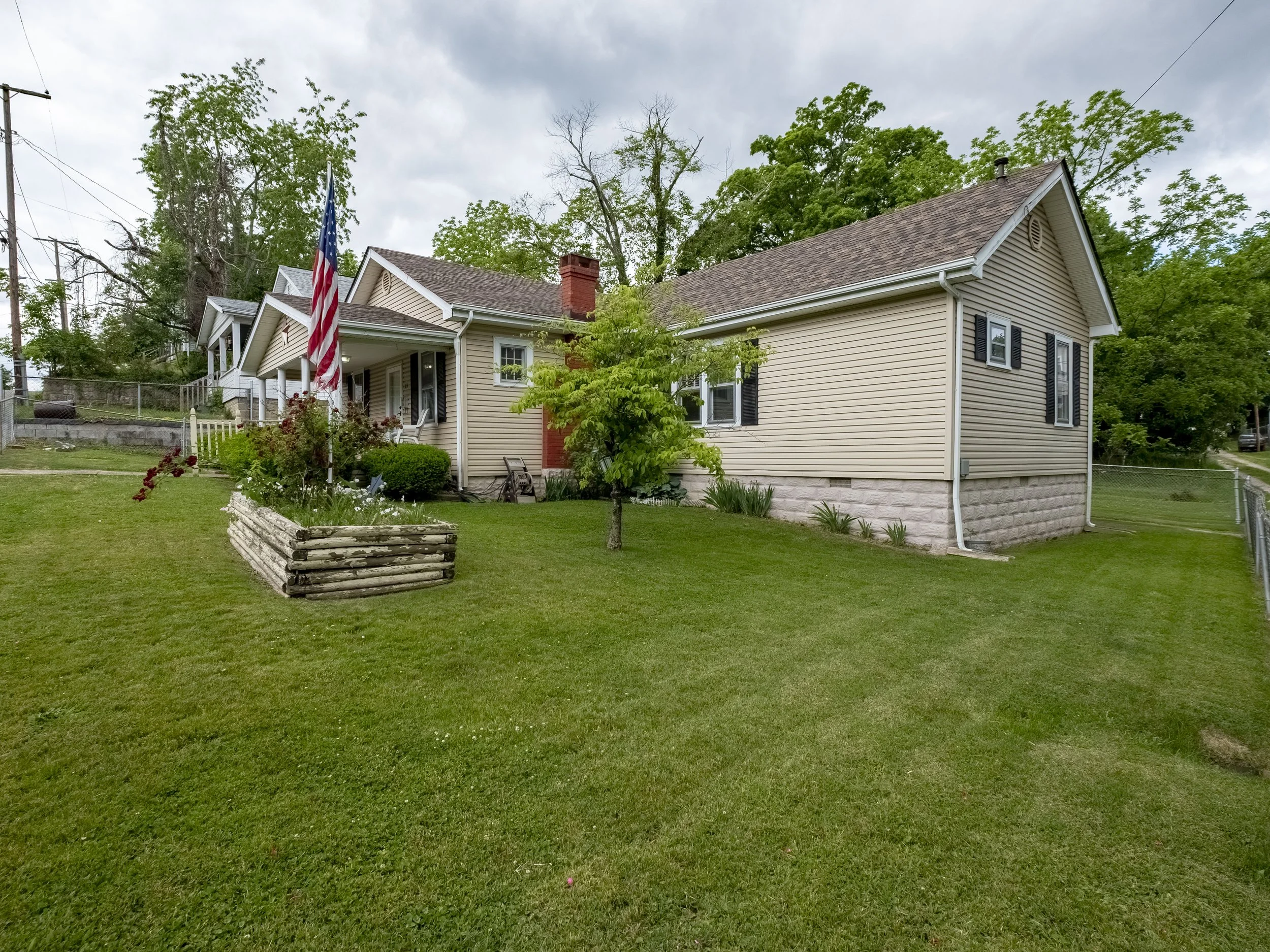5.14.26 - 113 Sycamore St-3.jpg