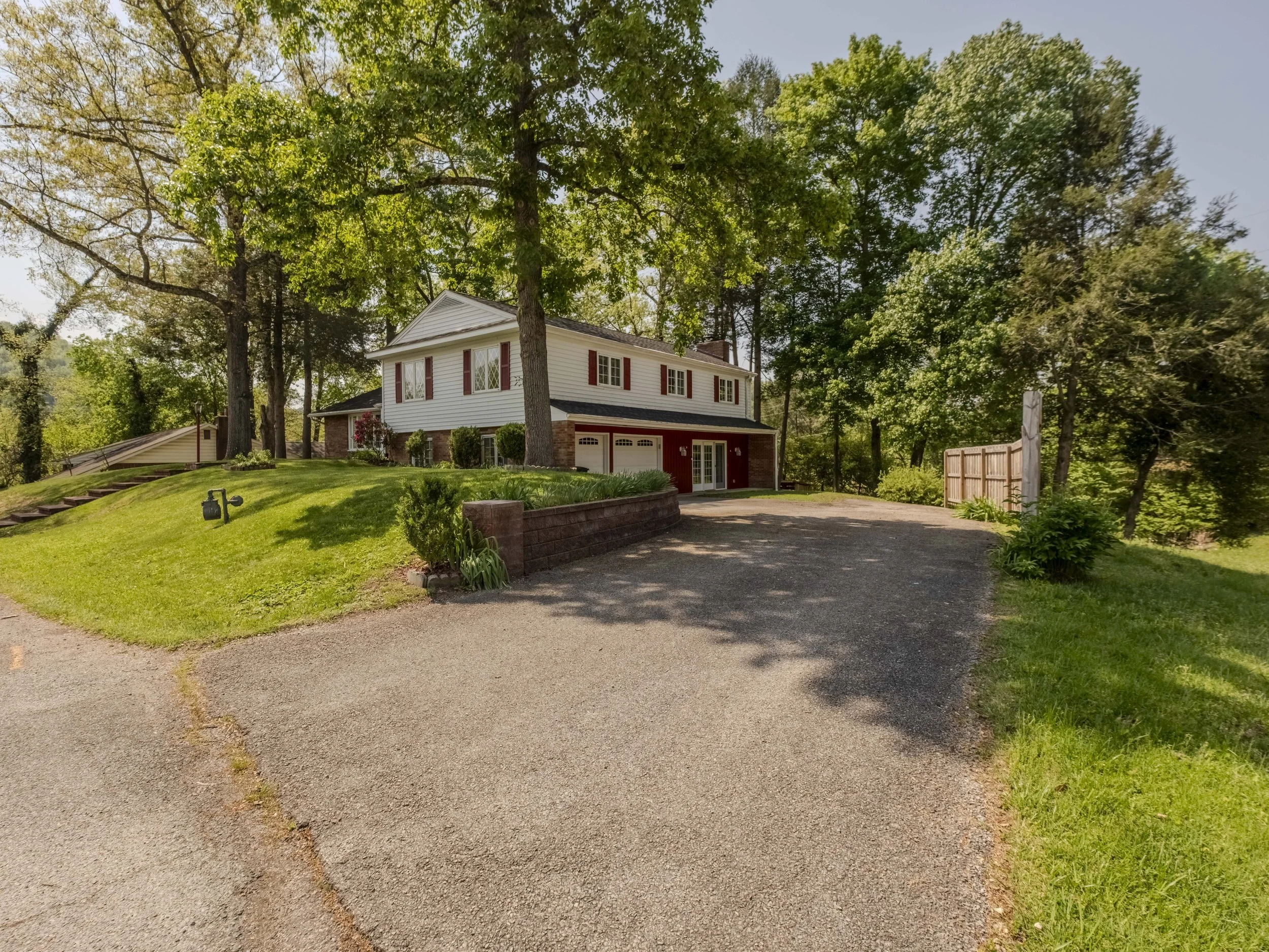 4.24.26 - 80 WOODLAND DR, MADISON WV-58.jpg