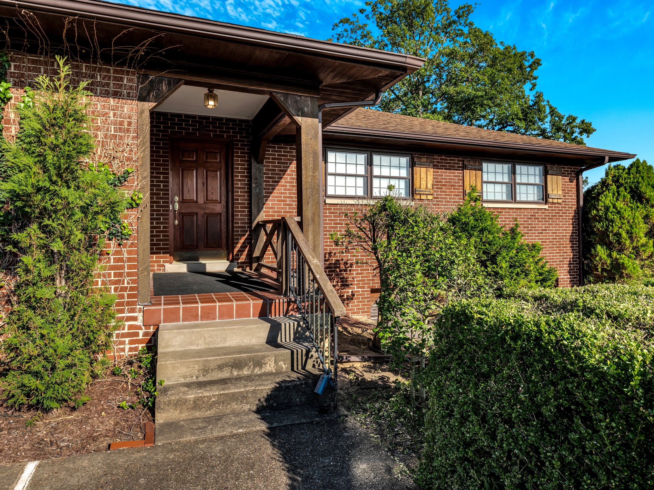 547 N Inwood-5.jpg
