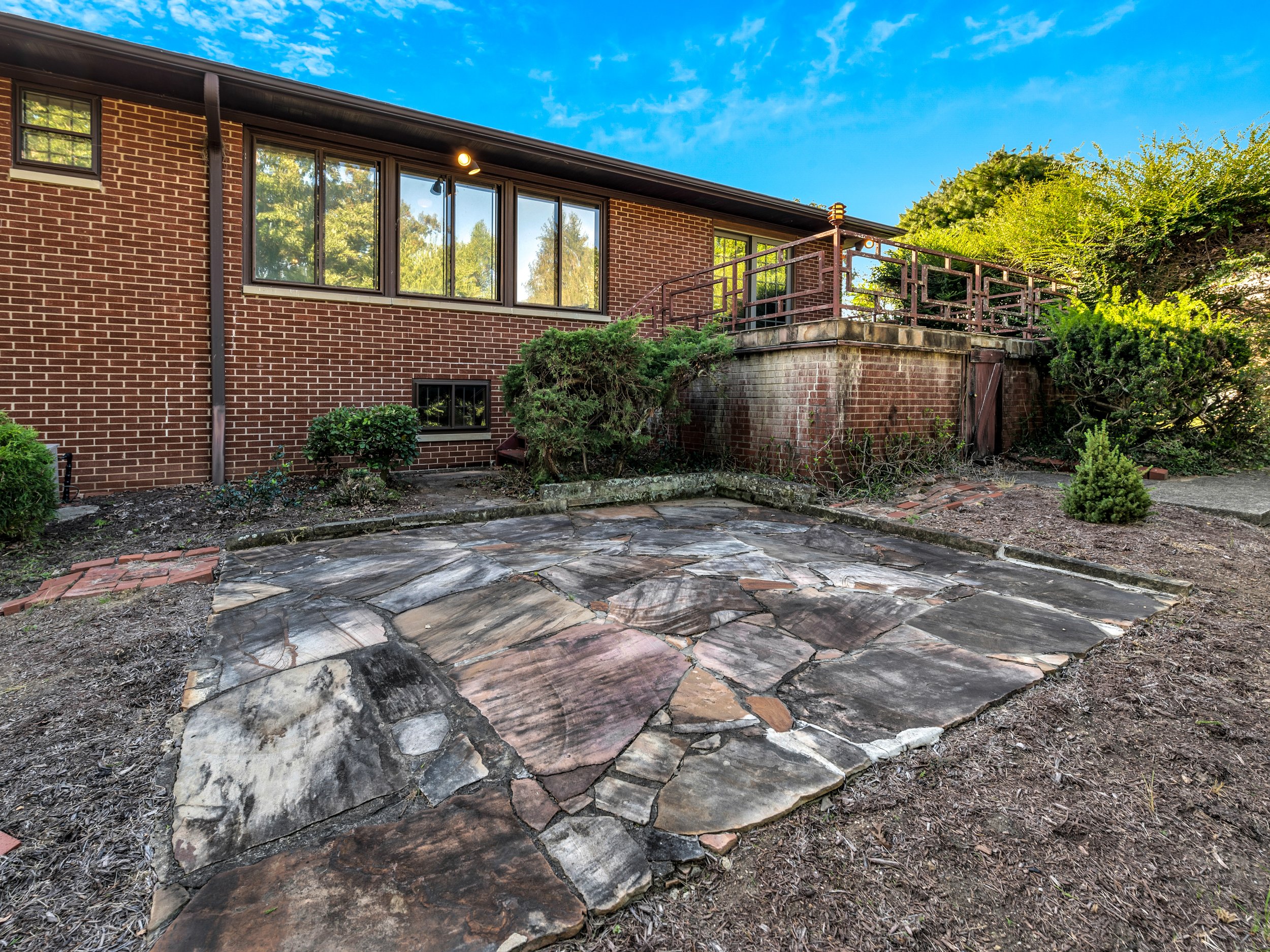 547 N Inwood-37.jpg