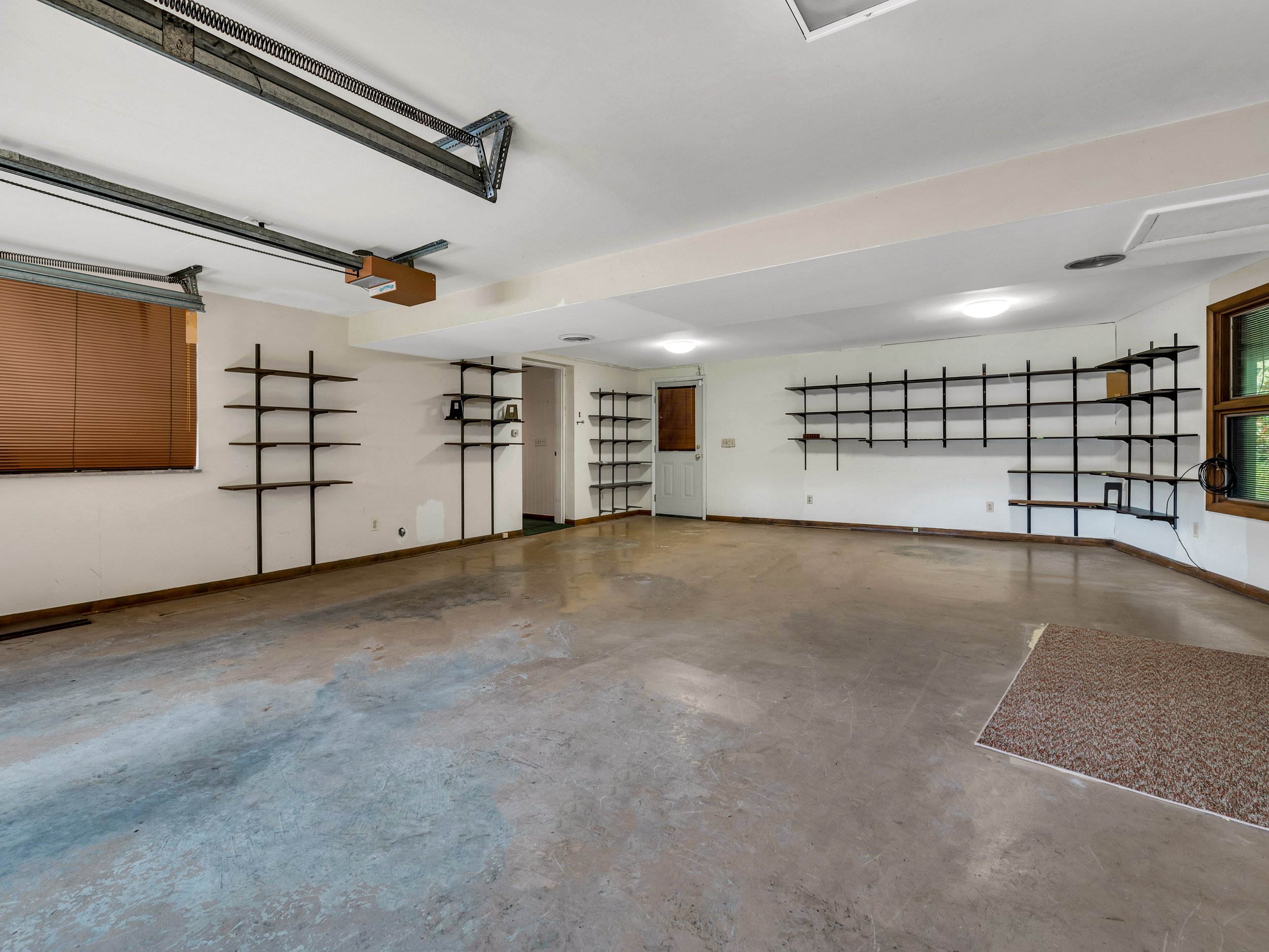 540 N Innwood Drice-45.jpg