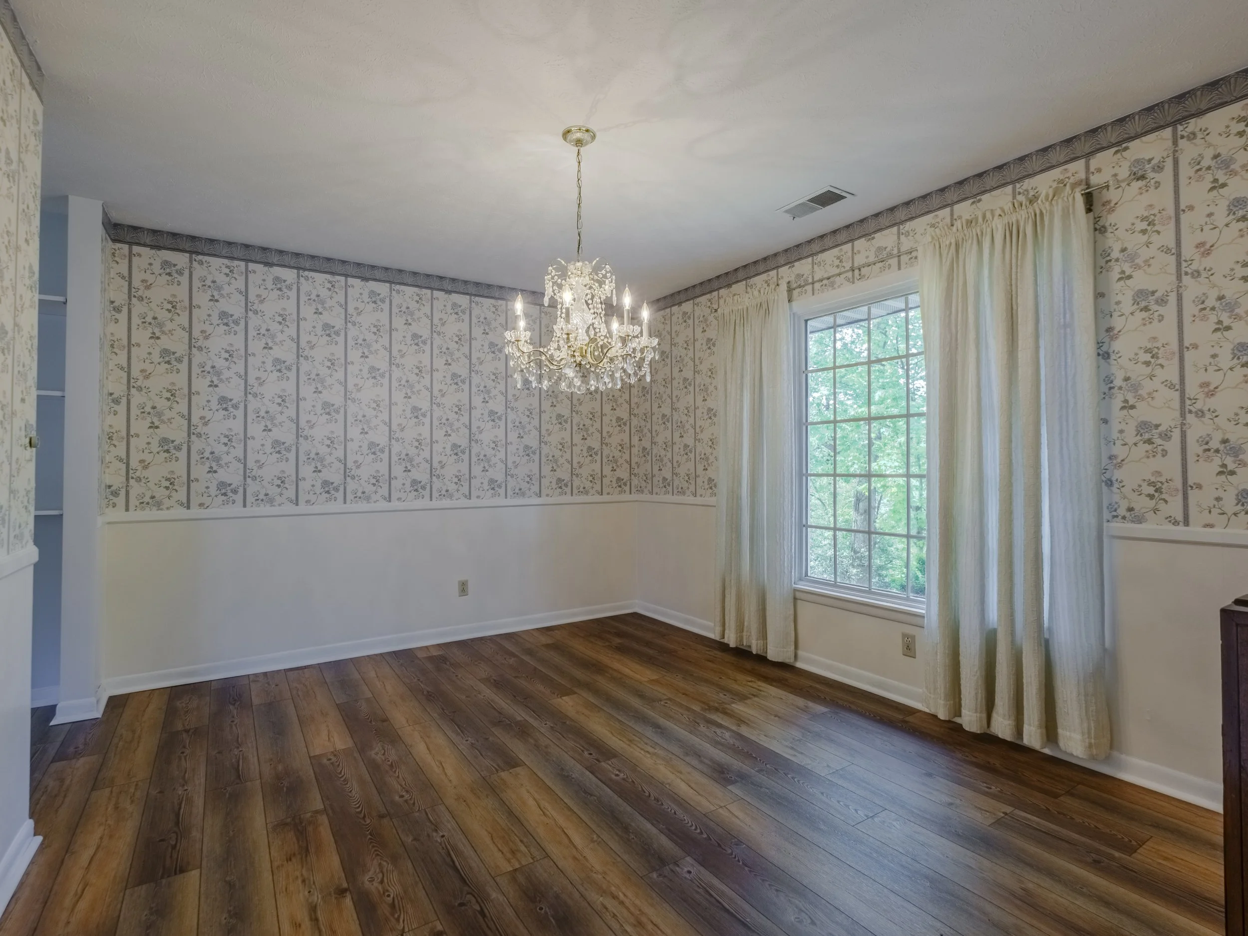 4.24.26 - 80 WOODLAND DR, MADISON WV-17.jpg