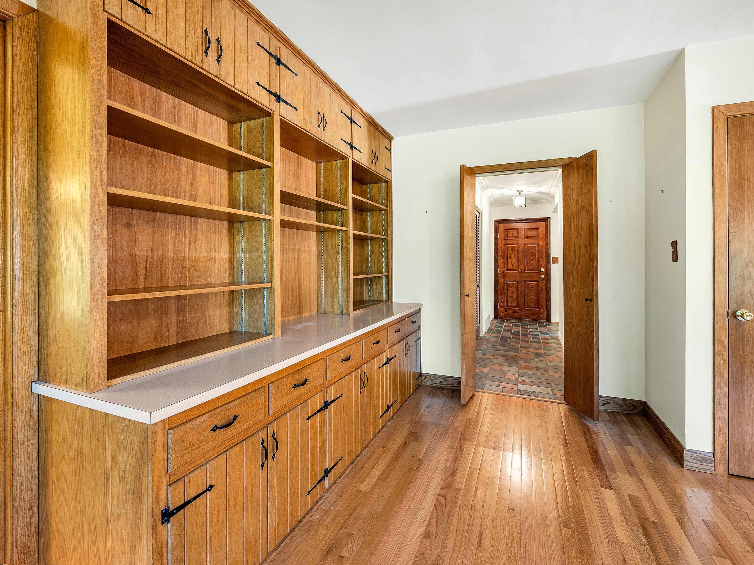 547 N Inwood-20.jpg