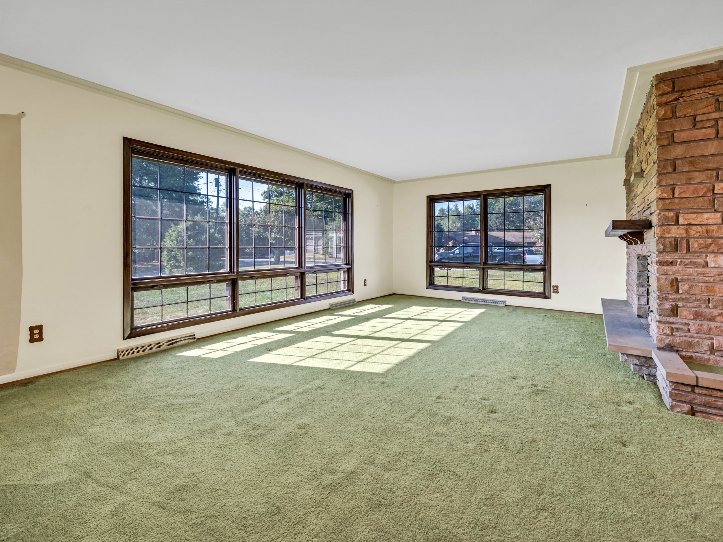 547 N Inwood-6.jpg