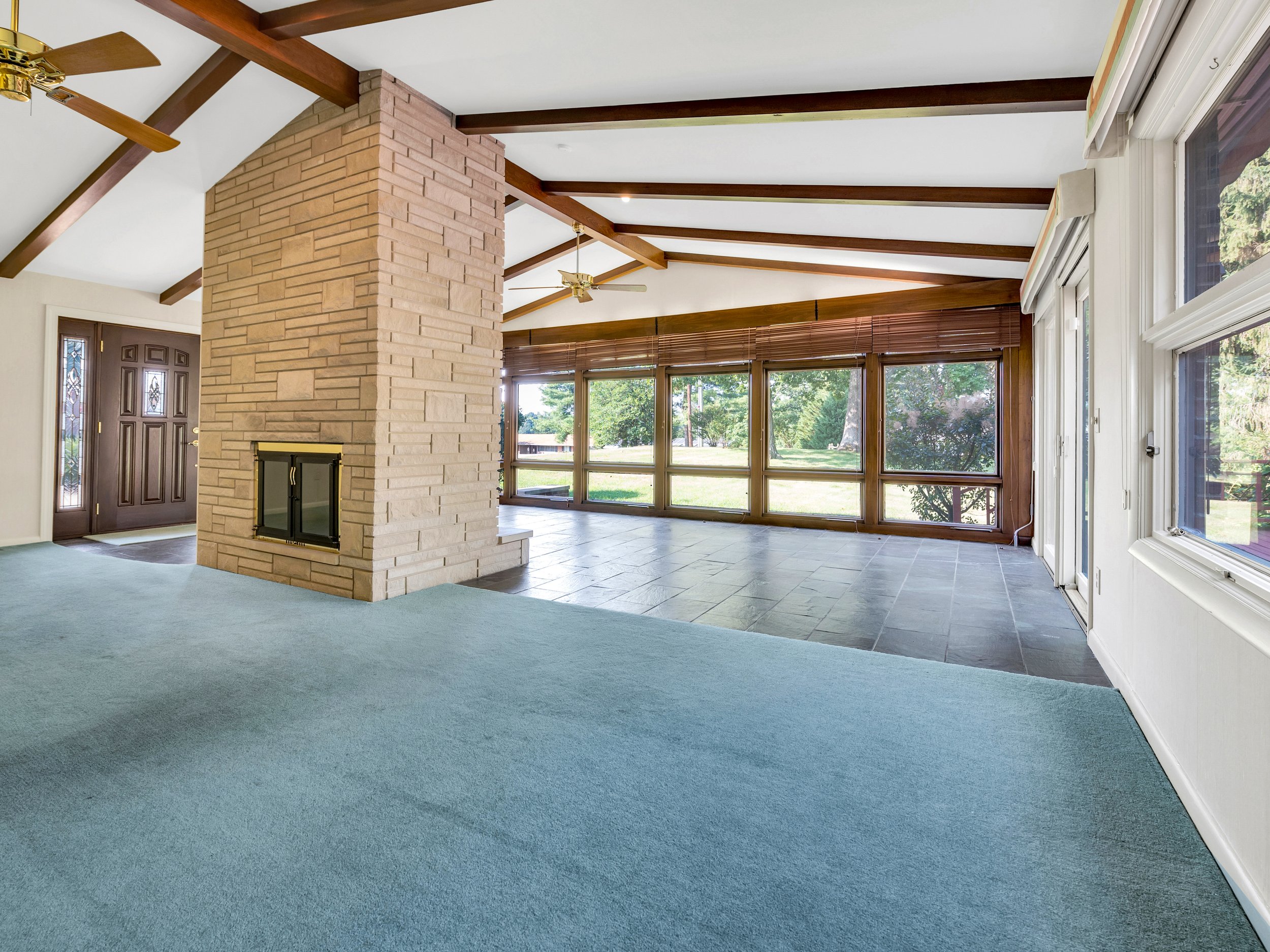 540 N Innwood Drice-11.jpg