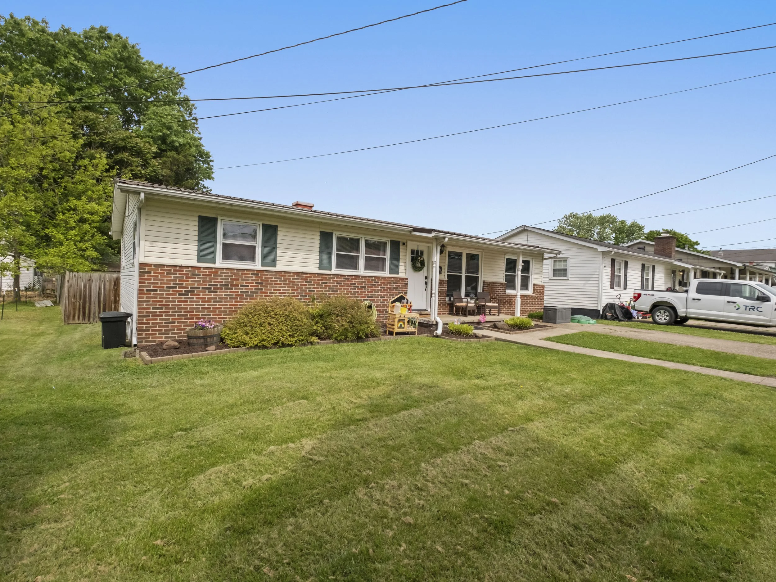 5.4.26 - 102 McKonky AVE-3.jpg