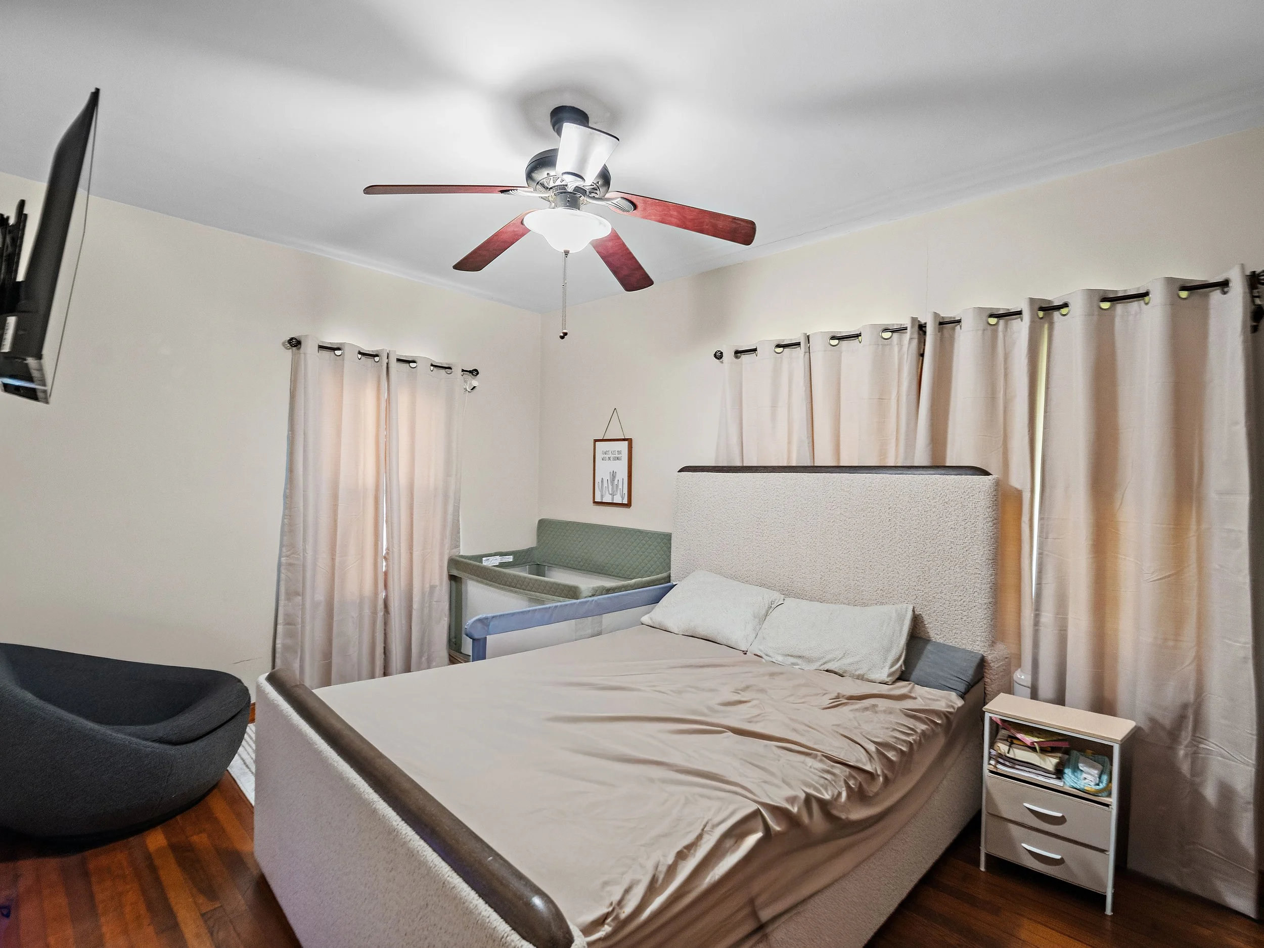 10.9.26 - 325 26th st duplex-7.jpg