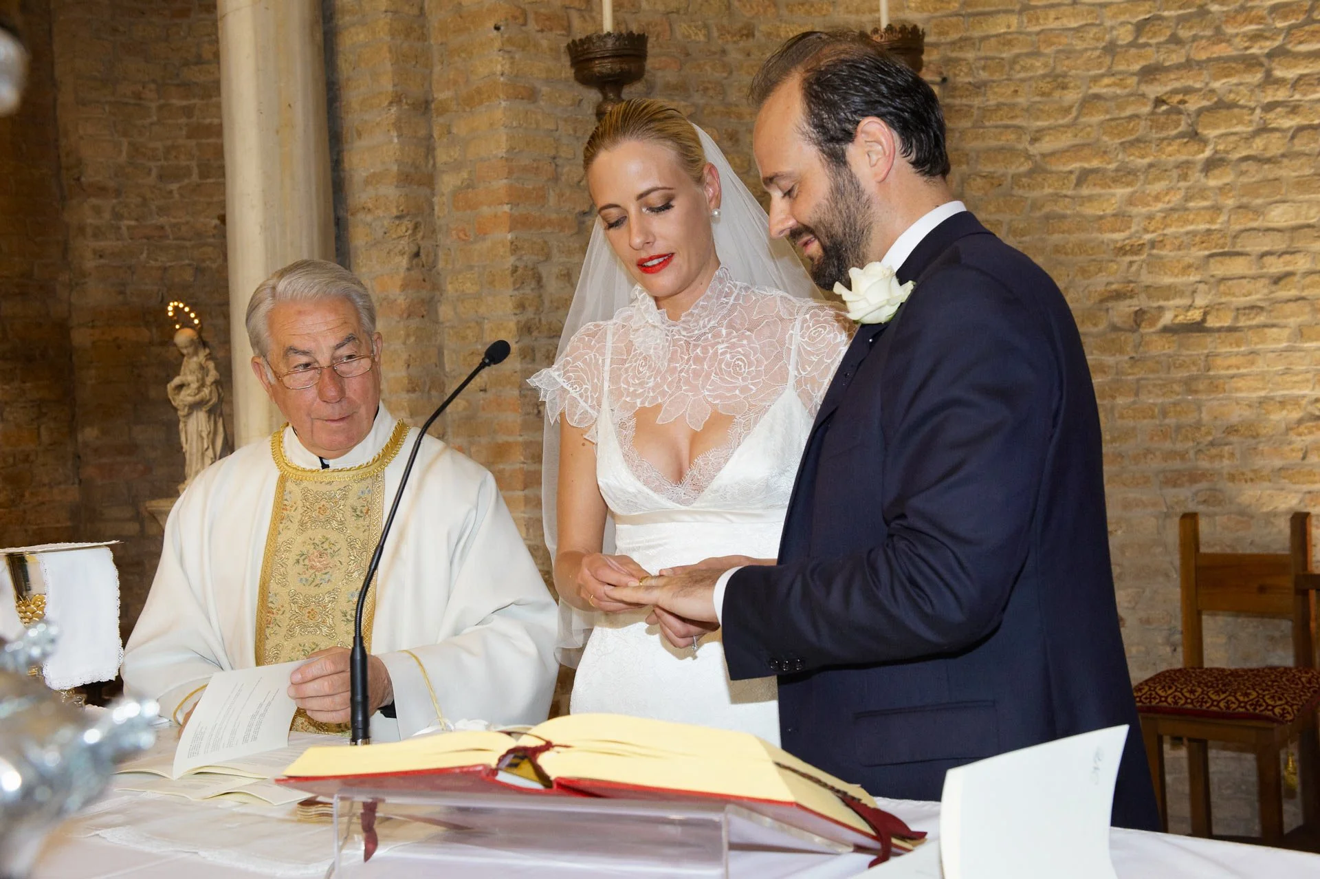 Wedding couple captured in elegant setting