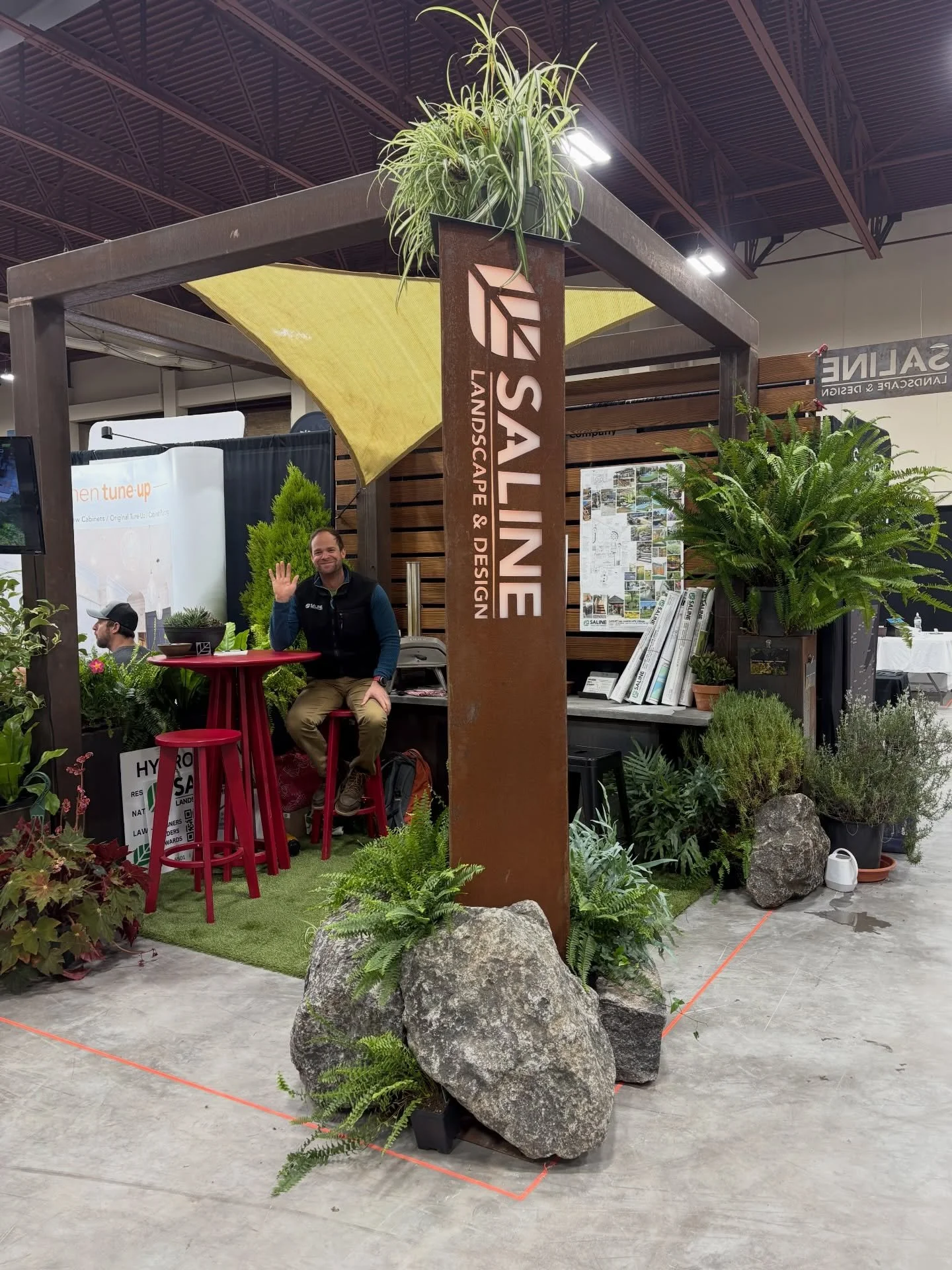 We&rsquo;re here! Come visit with us and hang out in our fabulous backyard living area ;) (Pizza anyone?) The streets are cleared and the parking is easy. @buildnorthexpo 

What  do you think about our booth?? 🤩🤩🤩 It&rsquo;s a little oasis 🌱(than