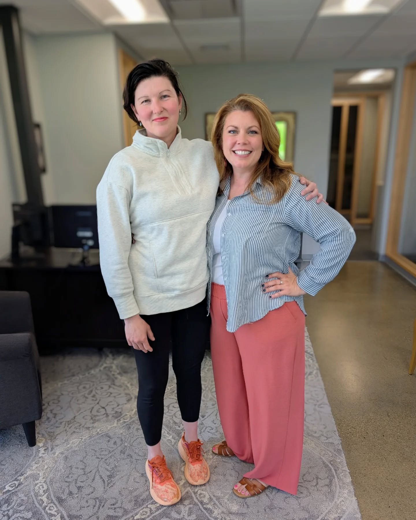Last month I bought a rental from Olena, another strong, independent woman with properties throughout the area. Together, we're paving the way for other women in our industry and that deserves a &quot;YES GURL!&quot;

#womensupportingwomen #womeninbi