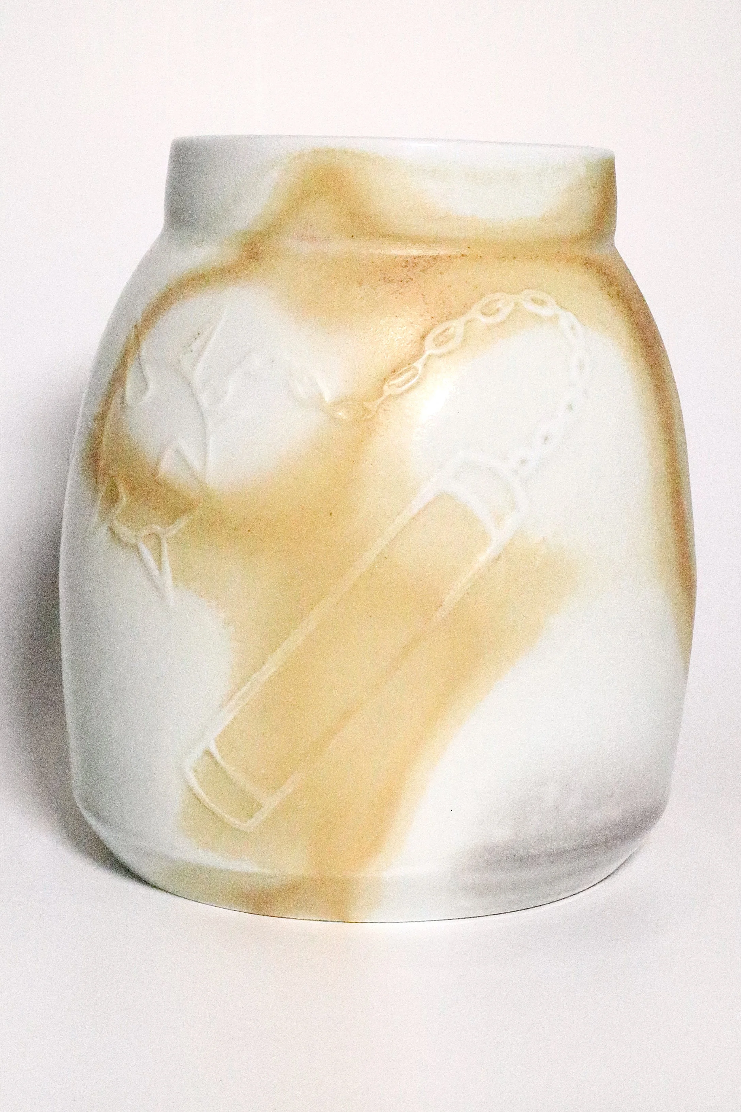 Water Etched Flail Vase,
Wood and soda ash, ceramic,
2024