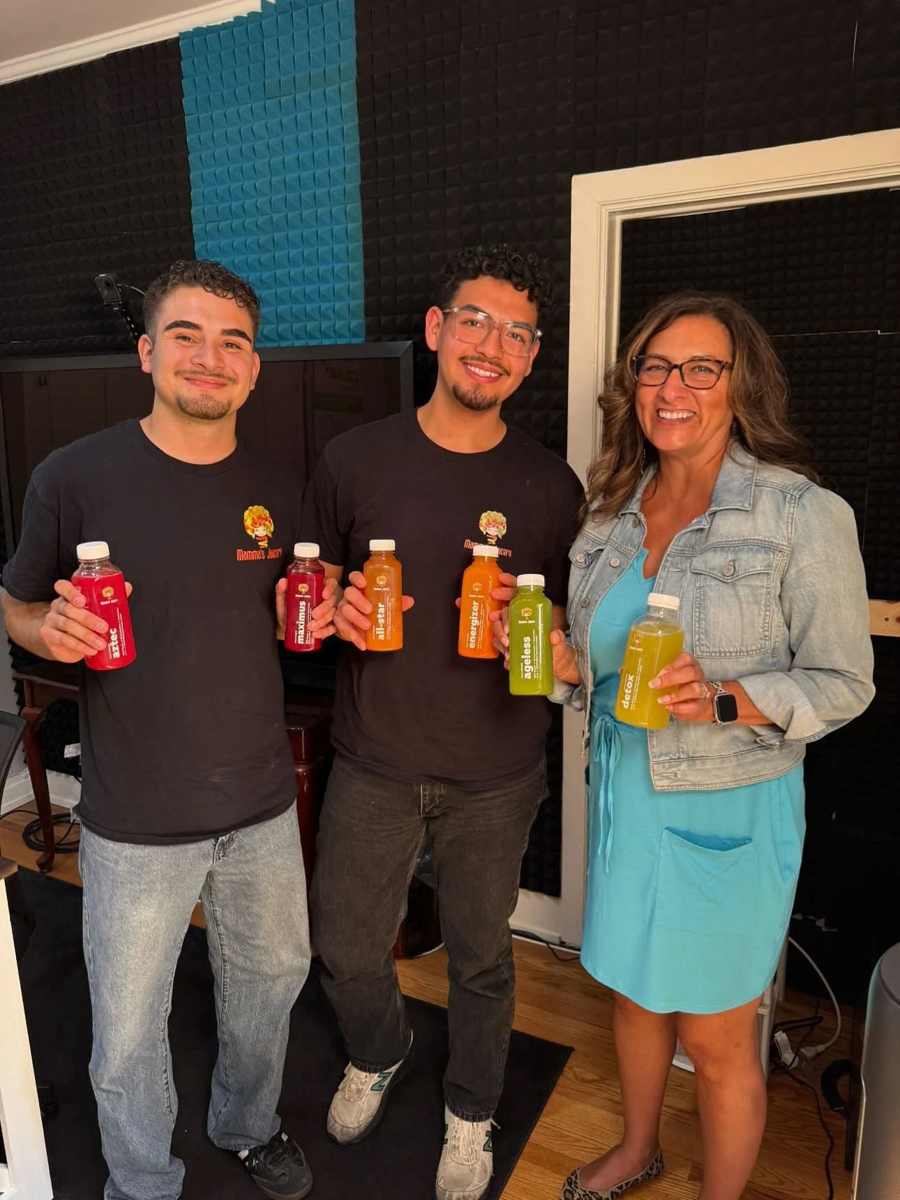 Big thank you to @arcadiachamber and @tasteofarcadia for inviting us to your podcast + tasting! We loved sharing a taste of Mamma&rsquo;s Juicery with you all. 🍊

#mammasjuicery #coldpressed #juice #arcadia #tasteofarcadia