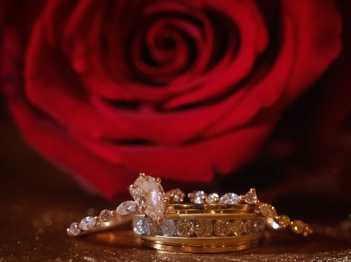 Simple proposals &mdash; NOT ANYMORE! Highly personalized, unforgettable experiences from private concerts to scavenger hunts that end at a stunning secret location is what is trending. An extravagant proposal tells your partner that you've put thoug