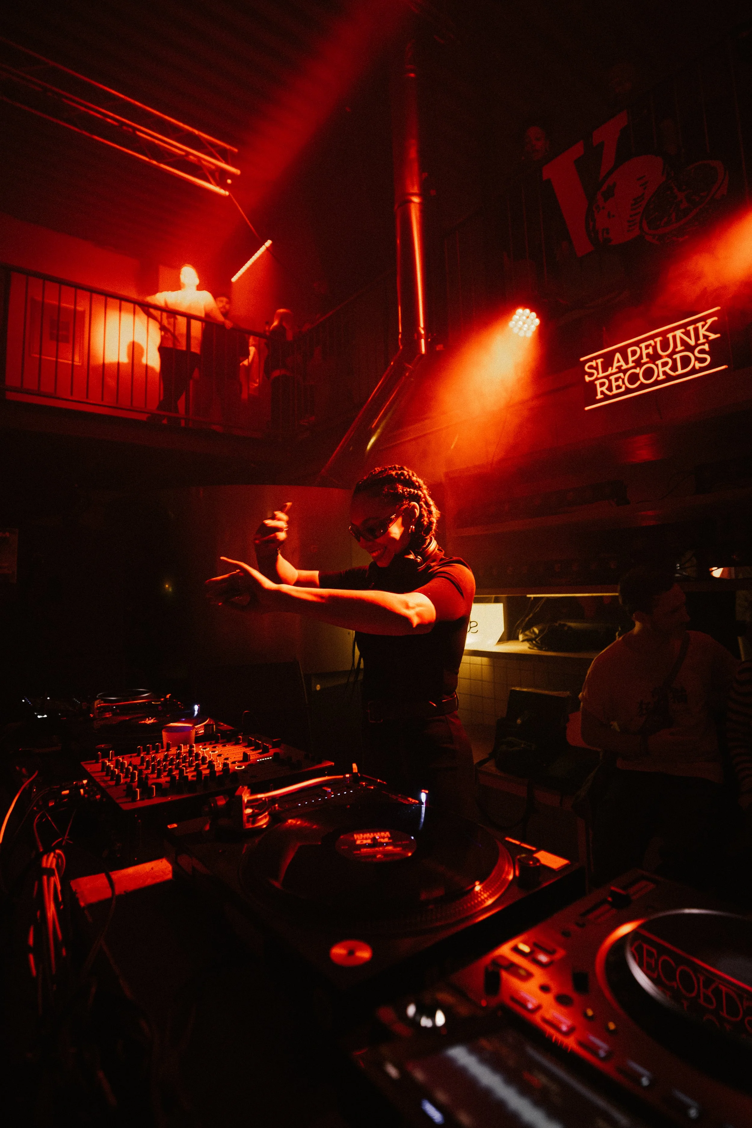 SLAP KLAP NO WATER MILENA-2.jpg