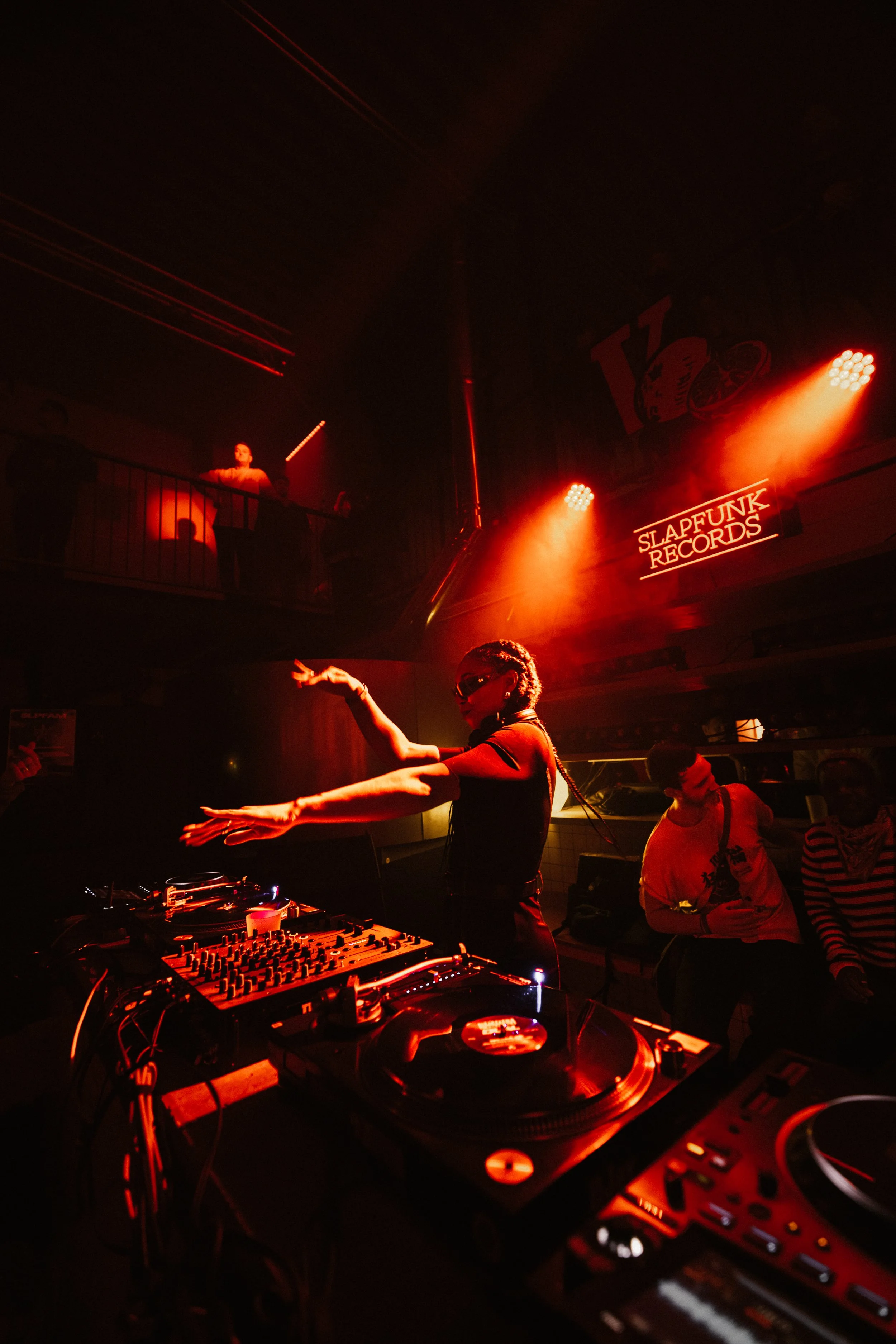 SLAP KLAP NO WATER MILENA-3.jpg