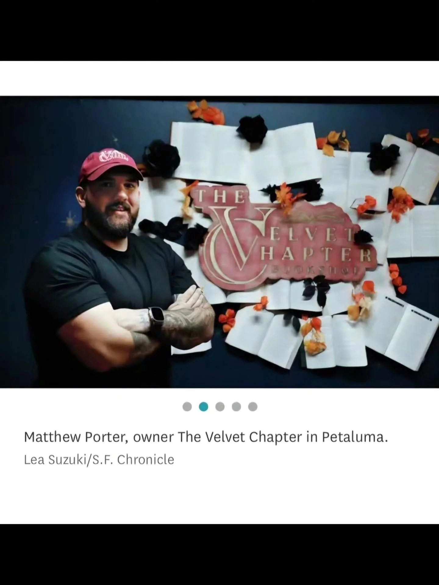 Bay Area & Romantasy... say no more
Did you catch our feature in the @sfchronicle earlier this week? 
We’re so honored to be featured in the SF Chronicle’s article on how romantasy is becoming the hottest book trend in the Bay Area!