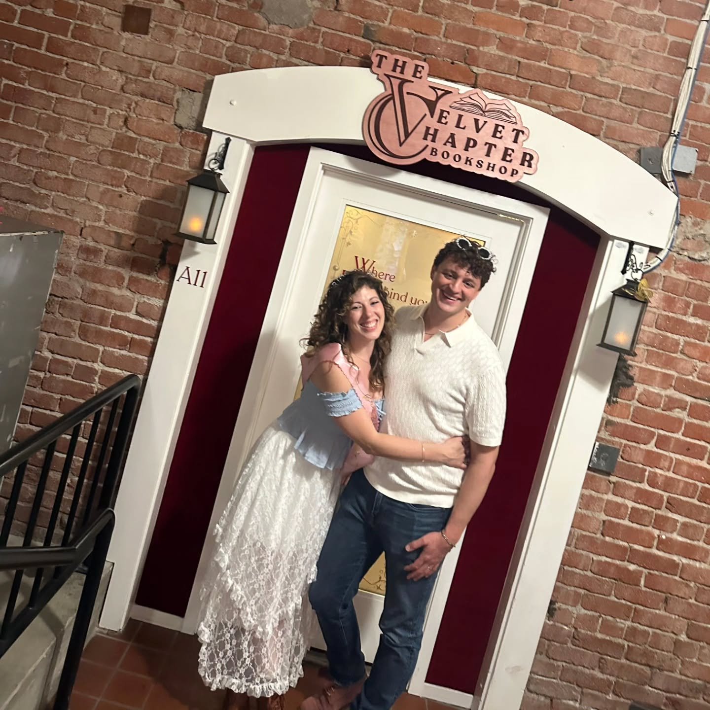 ✨🔮 A little magic found its way into the shop this weekend&hellip; 🔮✨

We had the honor of hosting a surprise, intimate tarot reading for a beautiful couple, Erika and AJ, celebrating their bachelor/bachelorette weekend, and let&rsquo;s just say, t