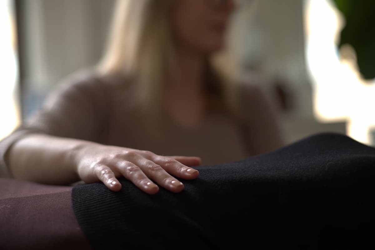 Somatic Therapy: The Science Behind How the Body Heals Trauma and Stress