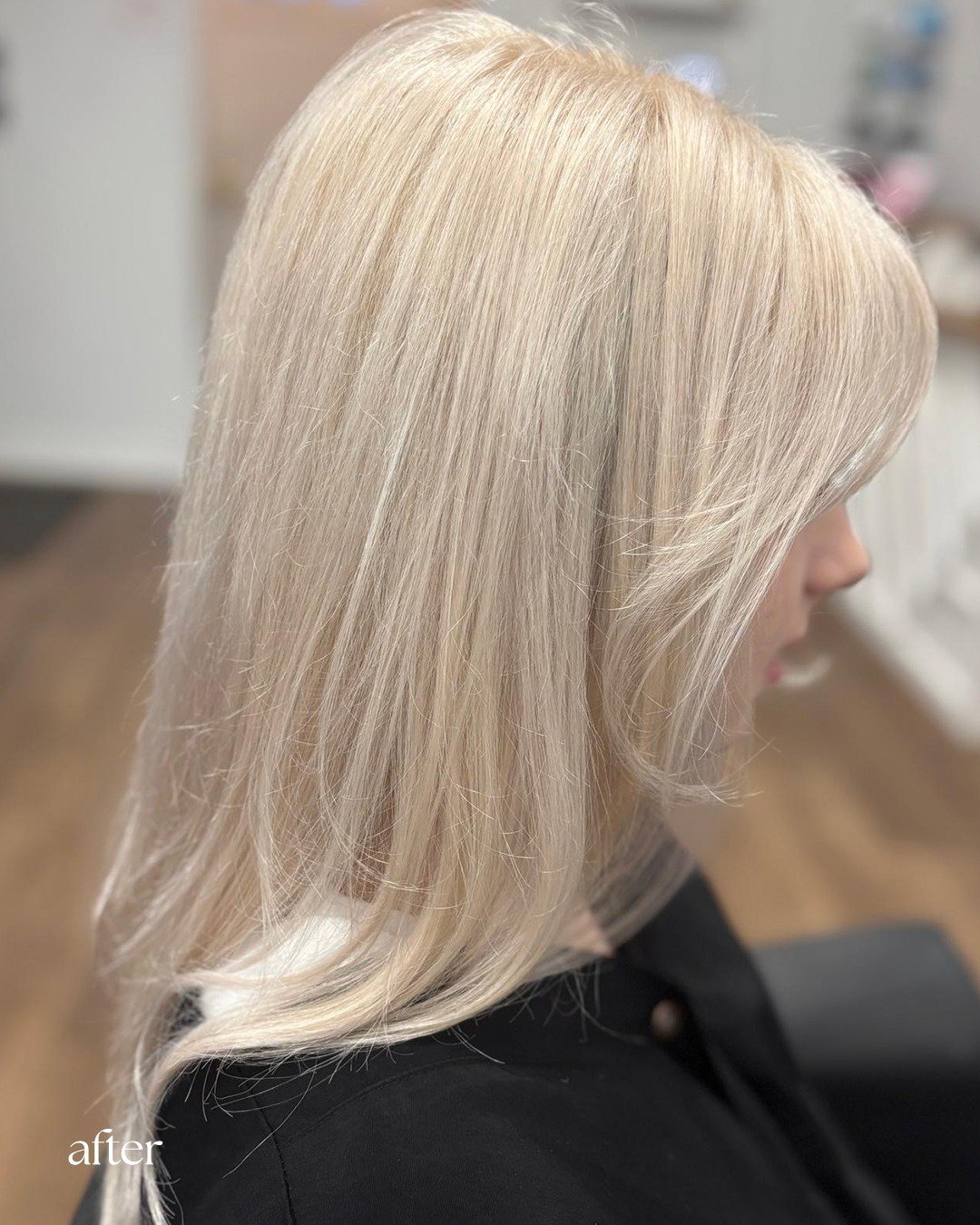 We love a pop of color&mdash;but when it starts to fade and get a little unruly, it&rsquo;s officially Aura glow-up time.
We&rsquo;re showing the after first because&hellip; wow.
Slide for the drastic before.

Hair color + cut transformation by Laste