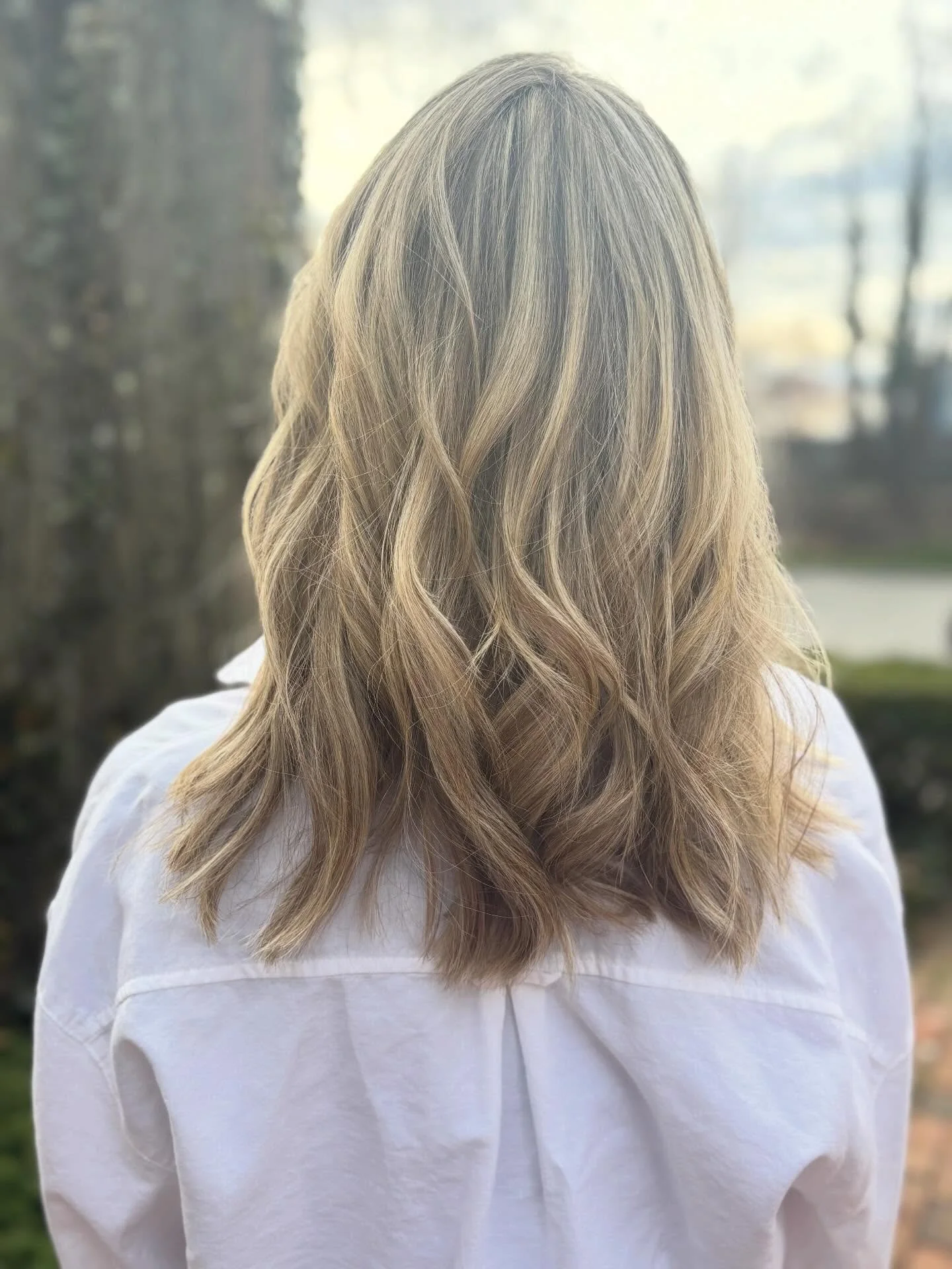 Stunning color for this California beauty. Color transformation by Leticia.