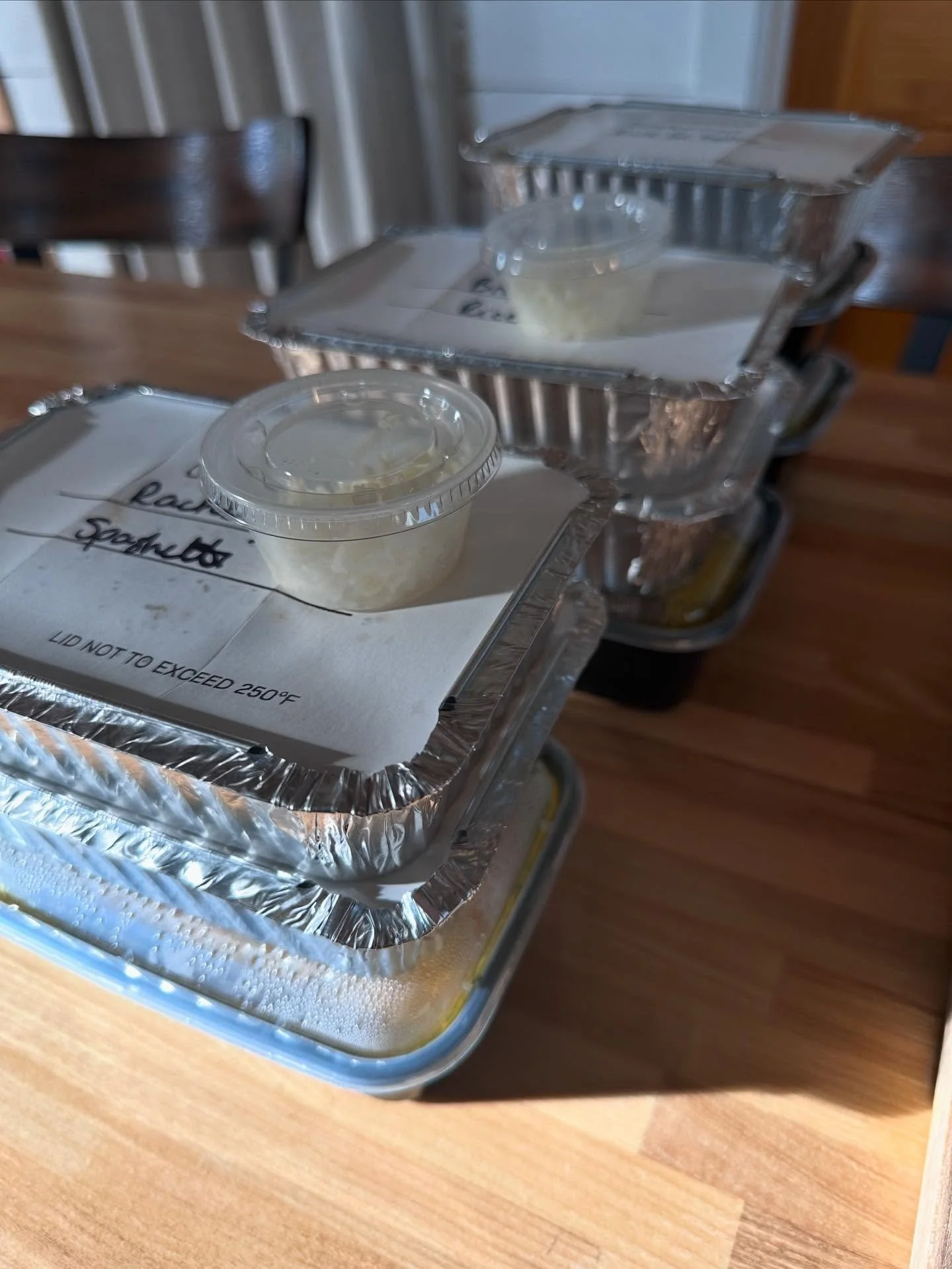 The first orders rolled out for Kim&rsquo;s Tiny Kitchen today! So happy to share my food with others, especially those people that need to eat gluten free, like moi! I&rsquo;m so excited to see where this goes! #glutenfree #takeout #yum #delish #lak