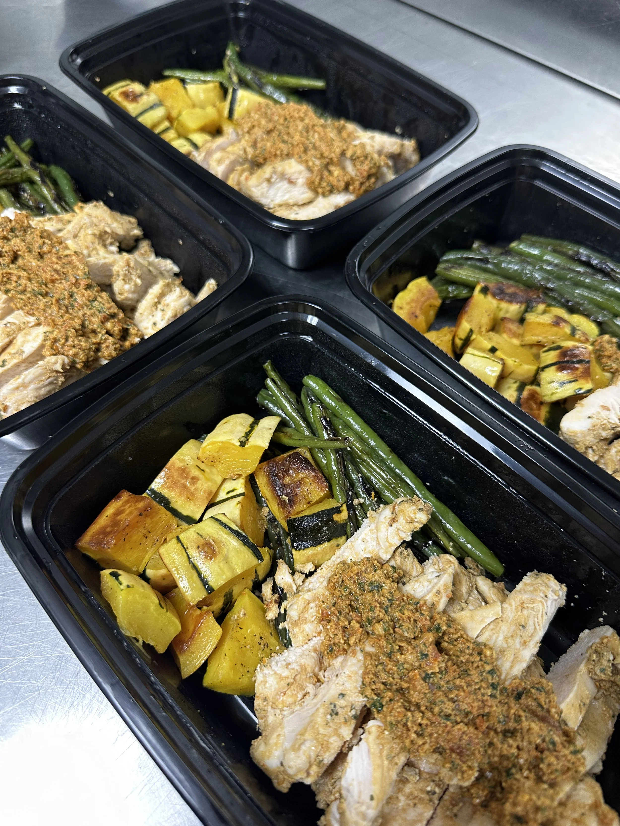 Sun Dried Tomato Pesto Chicken and Seasonal Veg