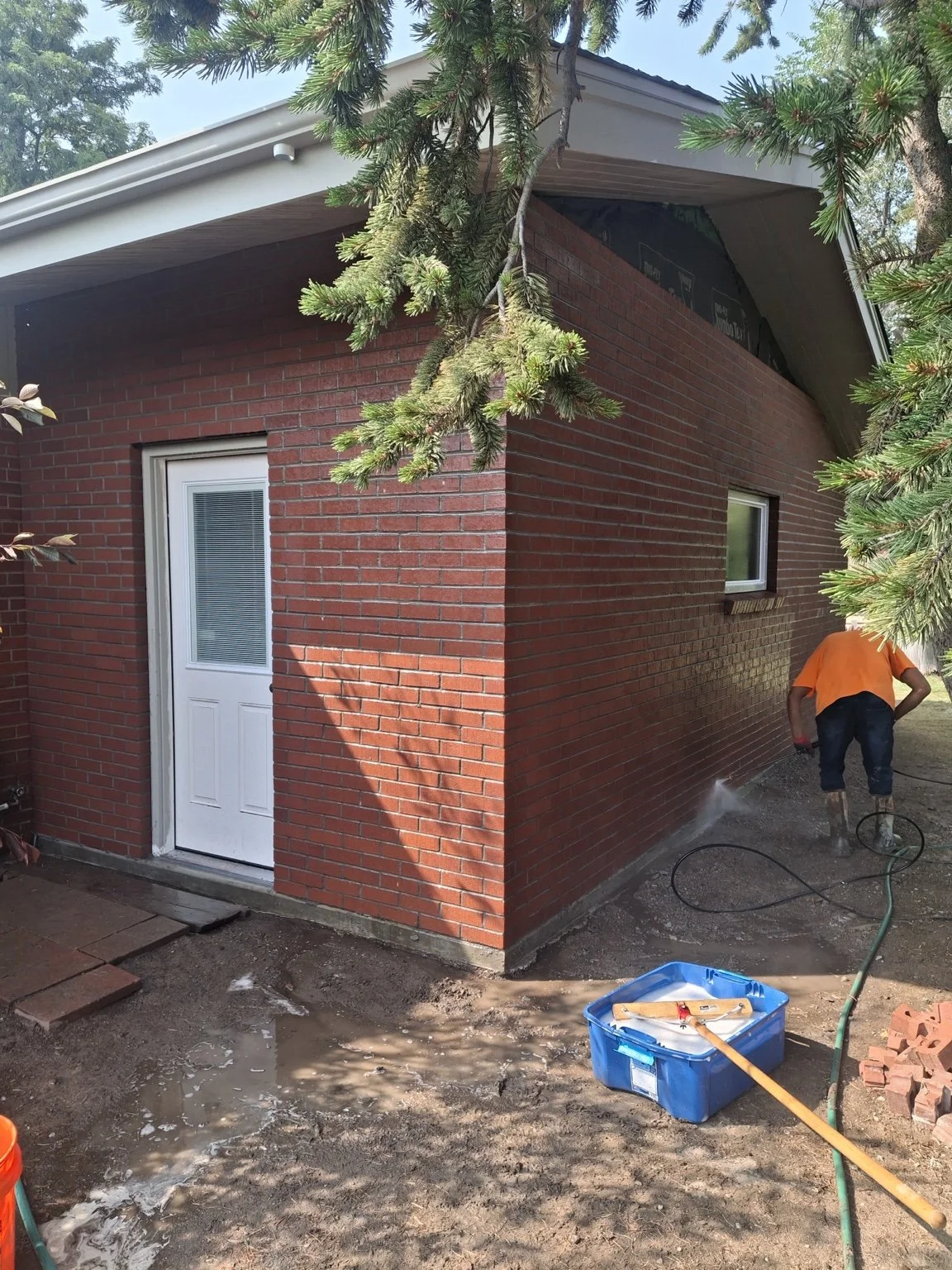 Brick exterior wall work