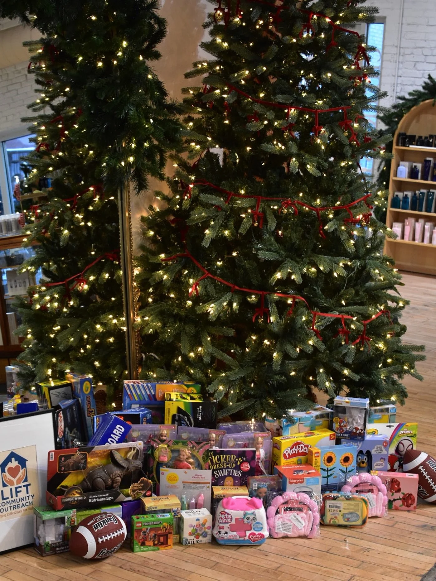 Merry Christmas, Cheeky Fam!🎄
We hope your day is filled with love, joy, and a little extra magic. We just wanted to take a moment to say thank you for your incredible generosity this year. Because of you, our toy drive was such a huge success!

If 