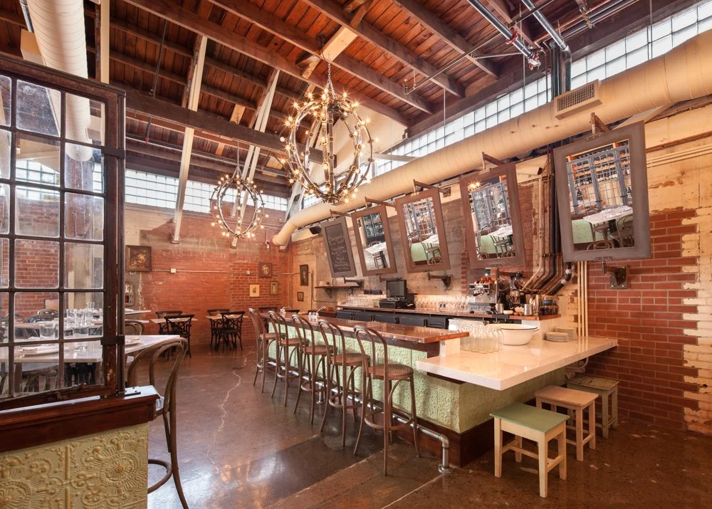 Les Marchands Interior 2.jpg