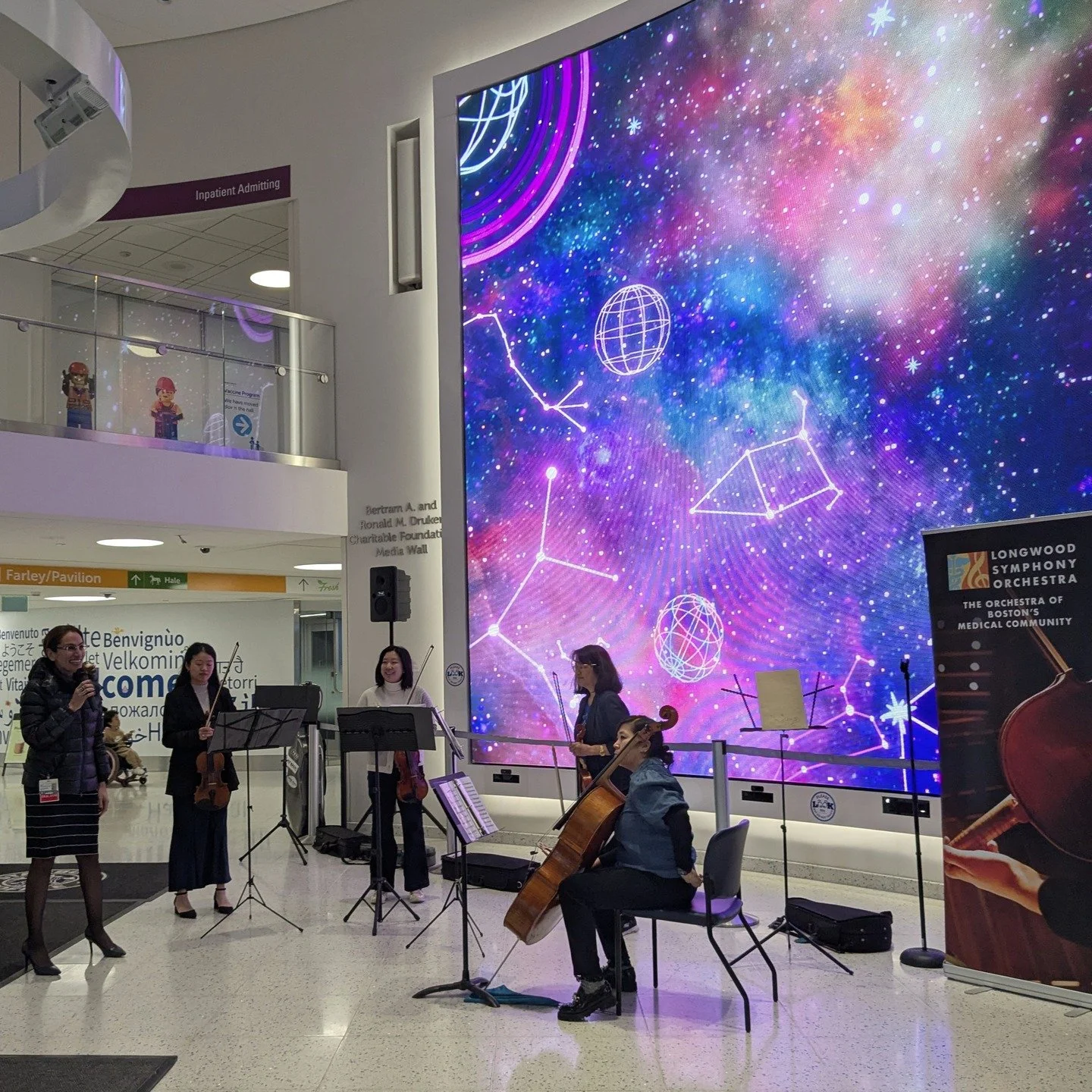 A MESMERIZING event with our @longwoodsymphony musicians performing for patients and staff at bostonchildrens hospital 🤩🎶

Our long holiday break in between concerts consisted of heartwarming events like this and our potluck music party!

(Also som