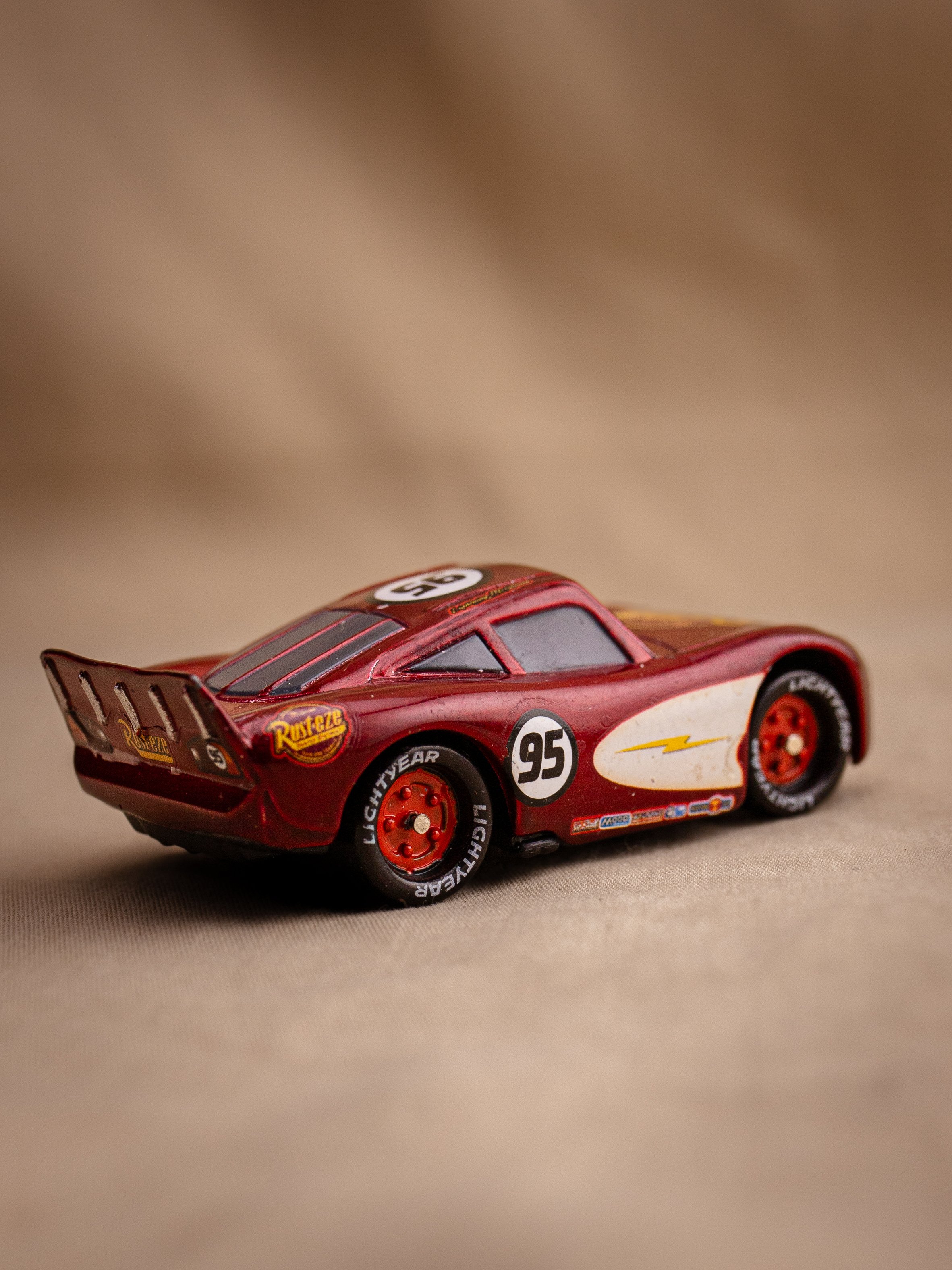 Disney Pixar Supercharged Lightning McQueen Metallic Cruisin