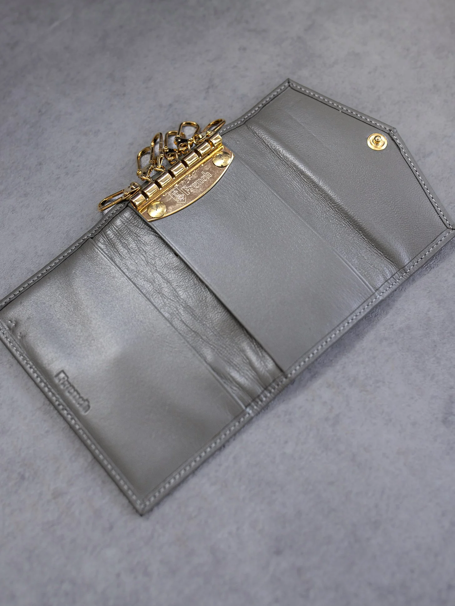 1970s French Luggage Floral Tapestry Wallet Clutch Set 13.jpg