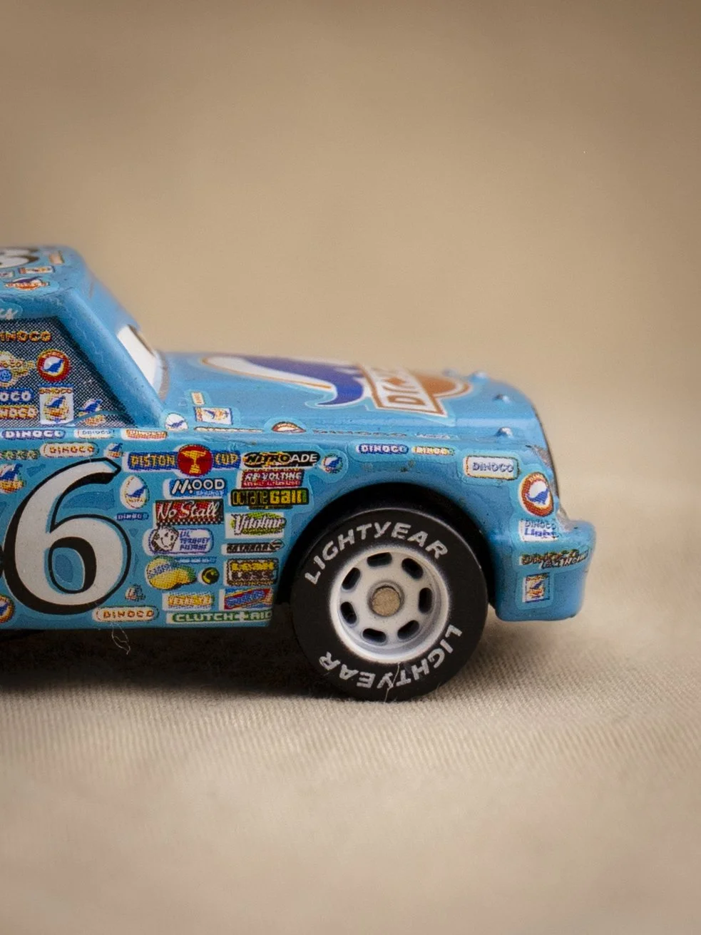 Piston Cup Dinoco Chick Hicks Ultra Rare Variant Full Sponsor Stickers Close-up