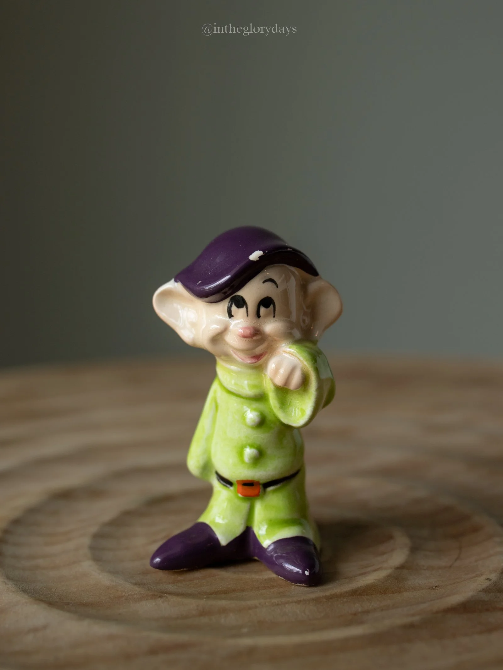 Walt Disney Production Japan 7 Dwarfs-16.jpg