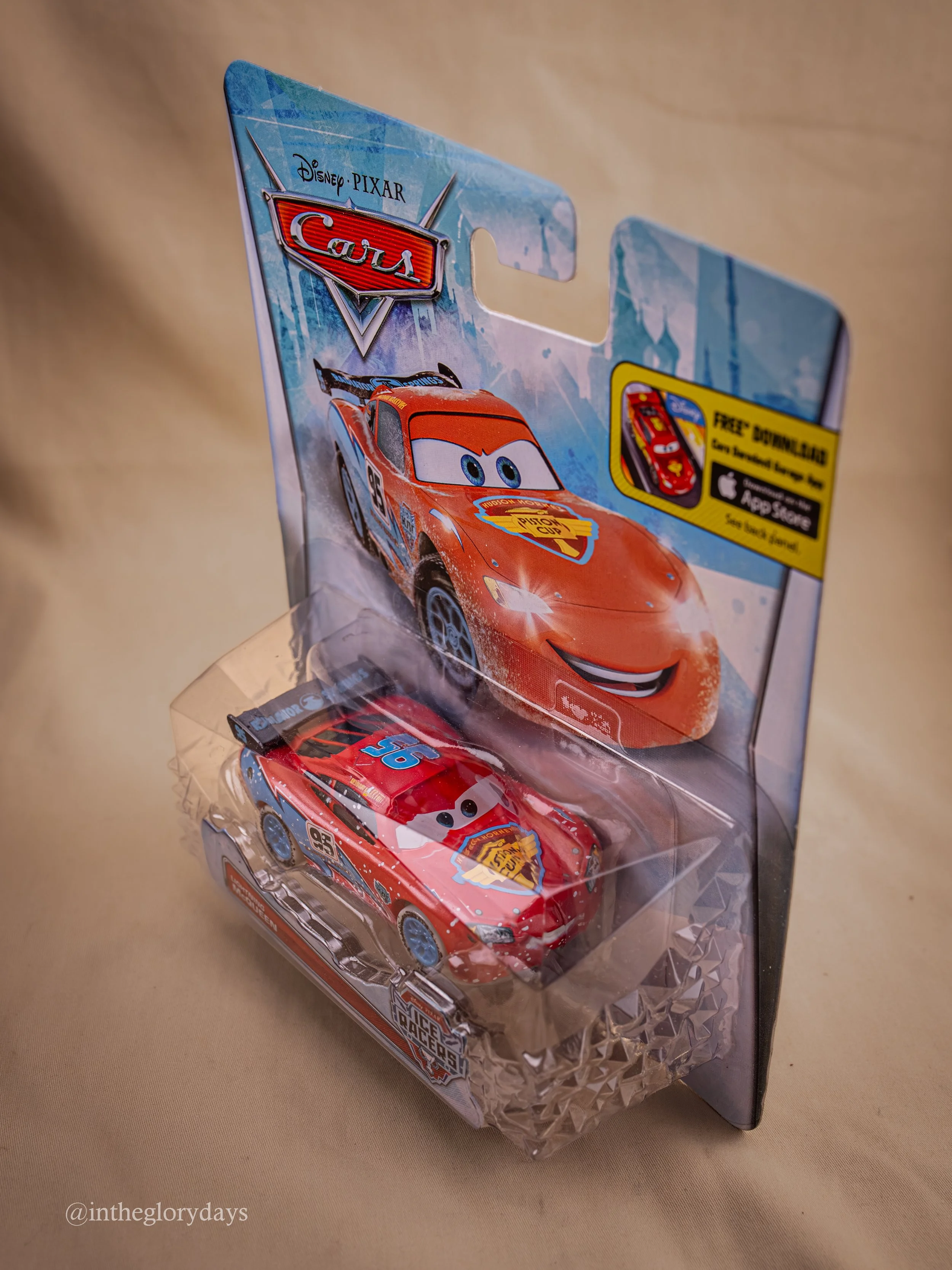 Lightning McQueen Ice Racers Series-5.jpg