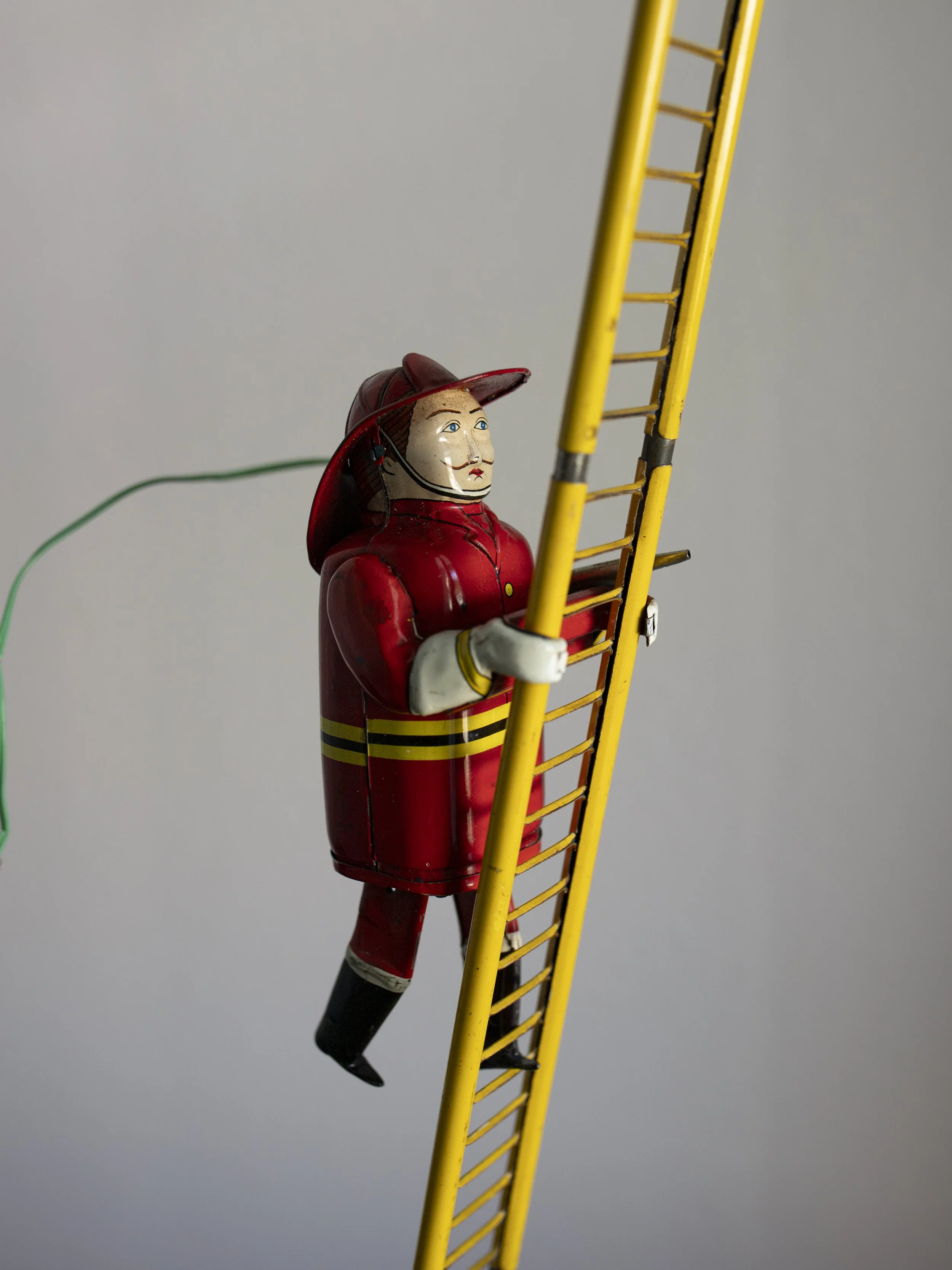 1950s Tinplate Climbing Fireman Sonsco Japan