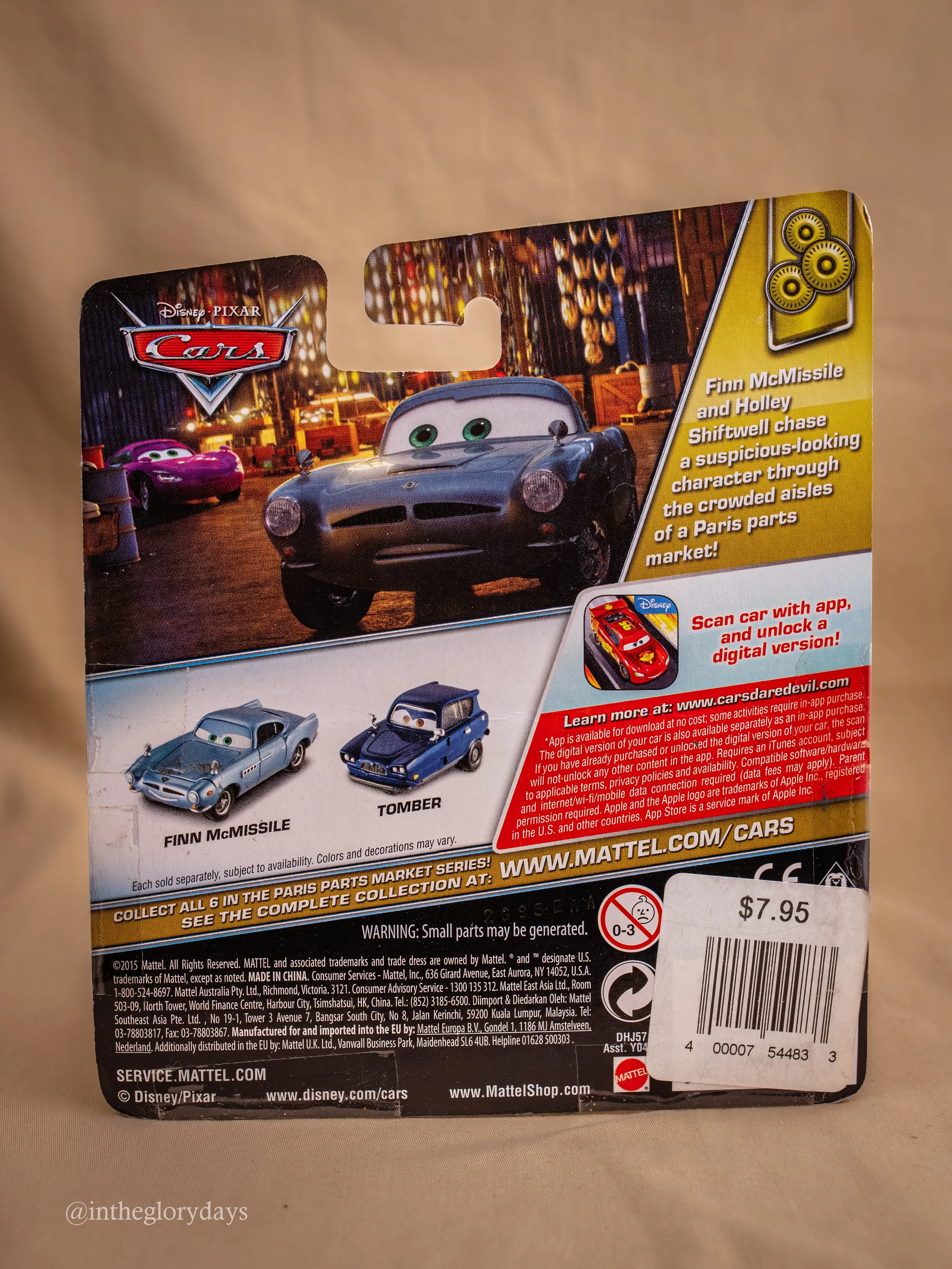 Cars 2 Paris Parts Market Tomber-6.jpg