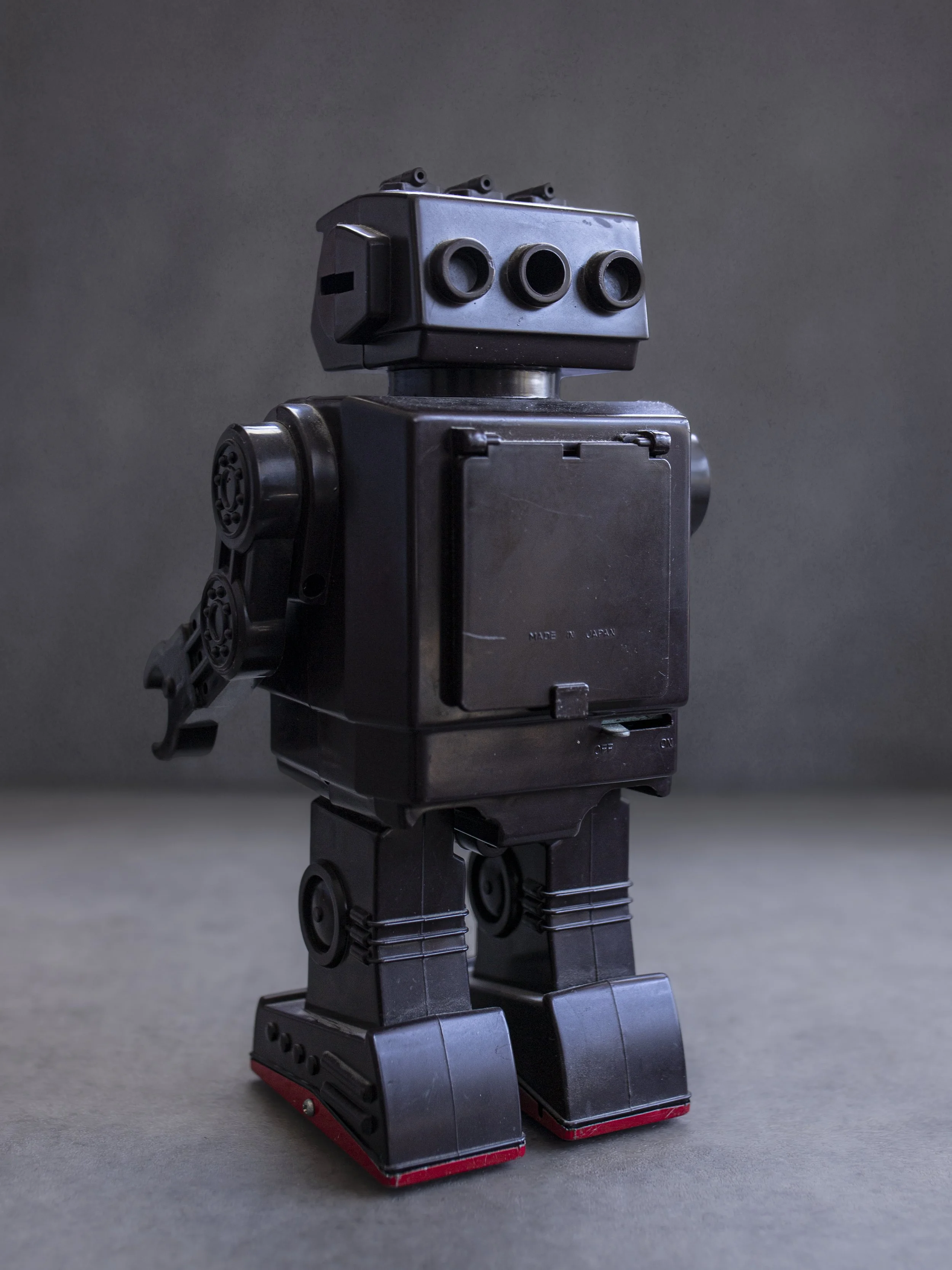 1980’s Horikawa Fighting Robot Back View