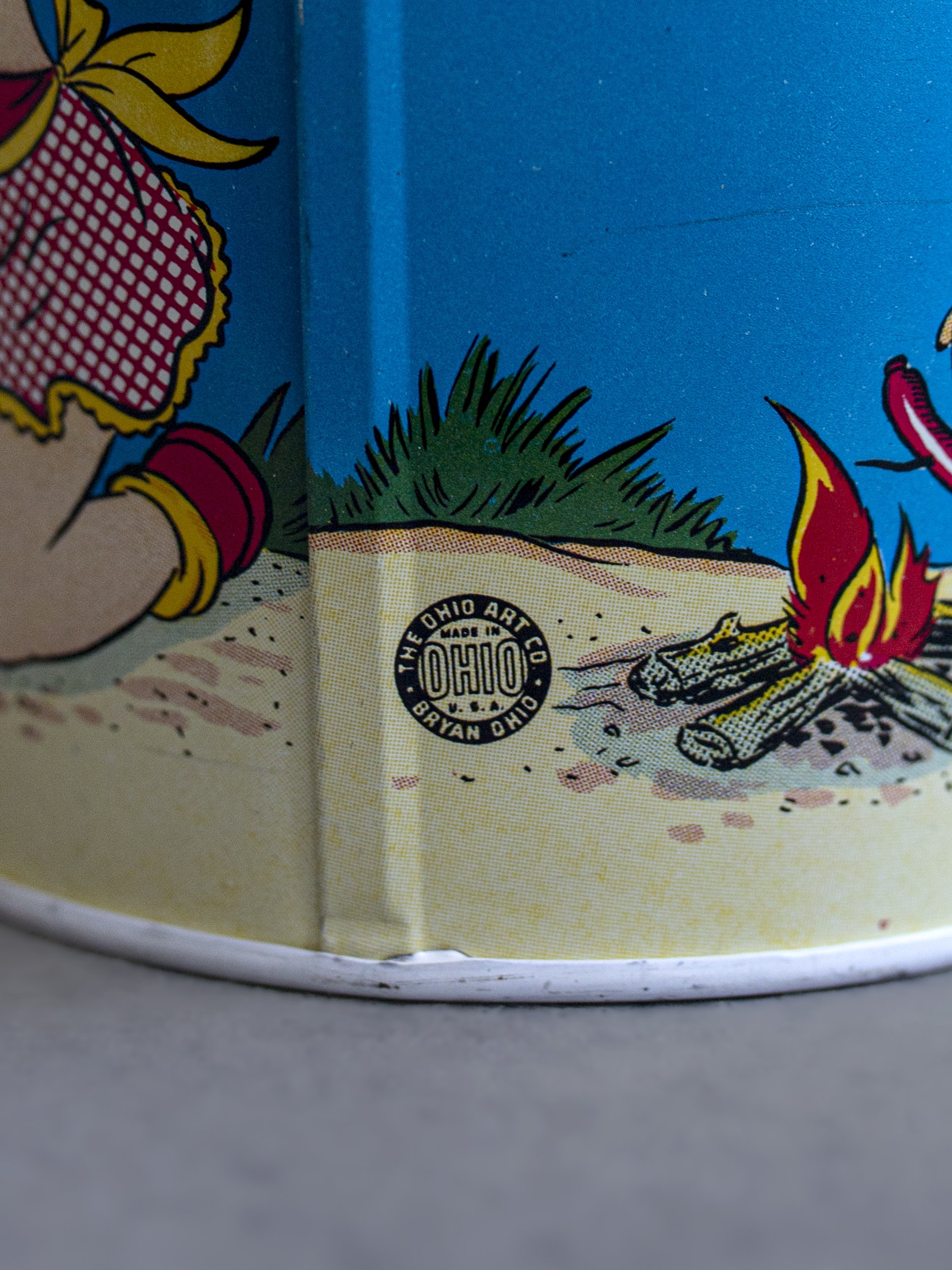 Tin Litho Sand Pail "Beach Party/ Weiner Roast" by OHIO ART 7