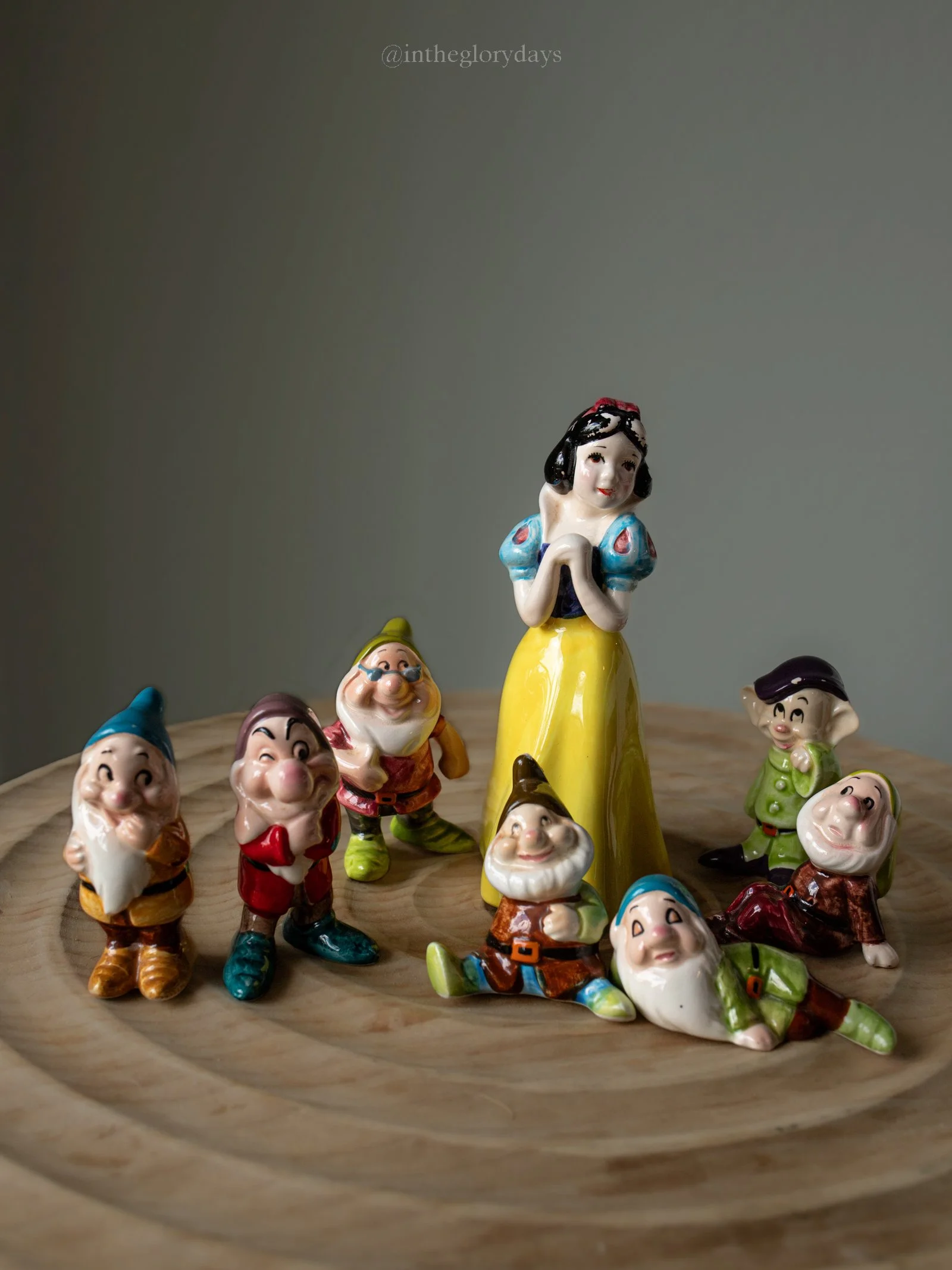 Walt Disney Production Japan 7 Dwarfs-3-2.jpg